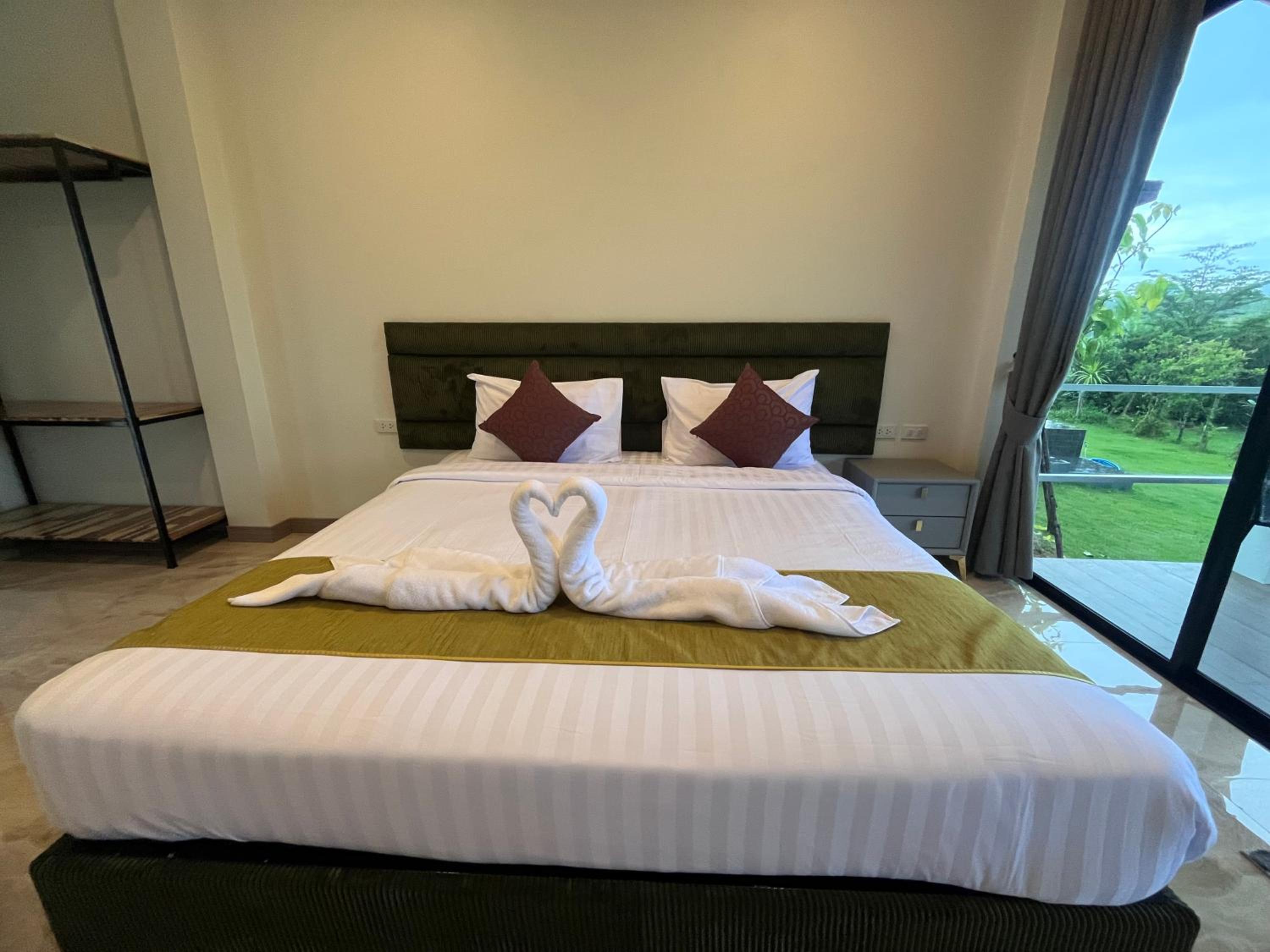 Double Room with Garden View - Photo 26