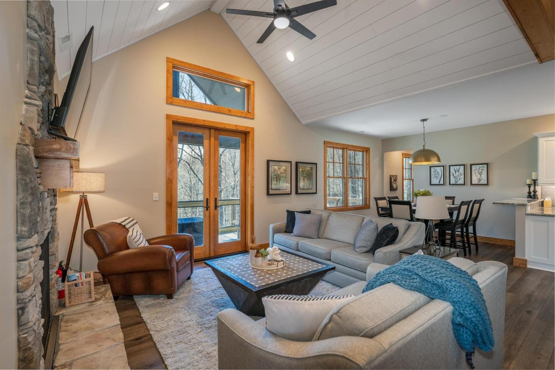 Four-Bedroom Holiday Home photo 3