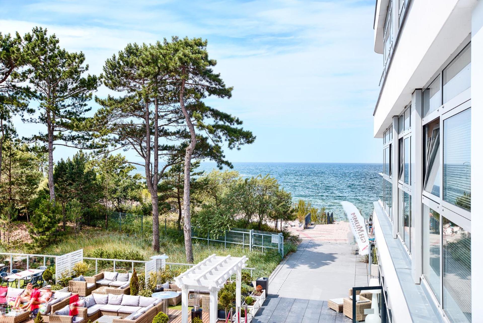 One-Bedroom Apartment with Sea View 219A