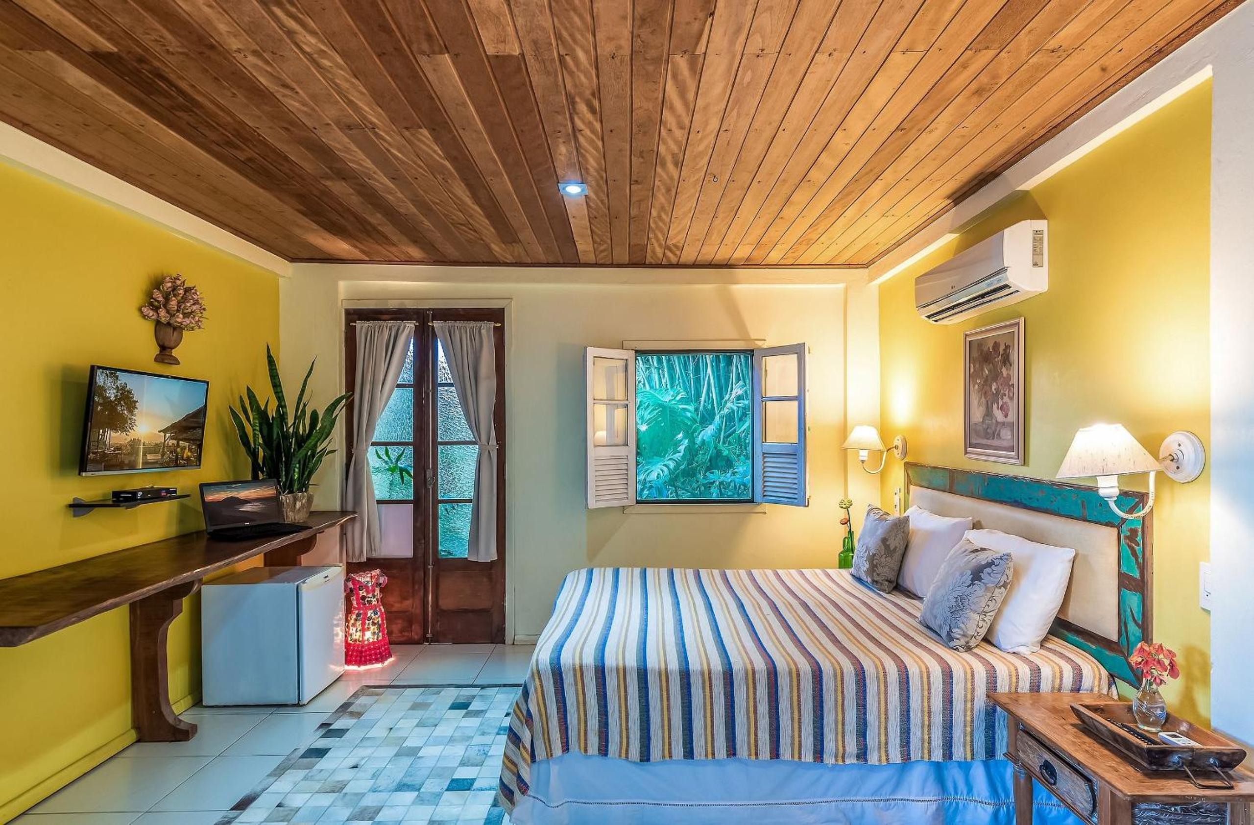 Suite with Pool View photo 2