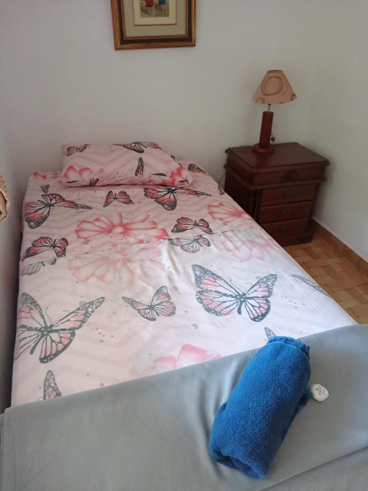 Standard Twin Room photo 3