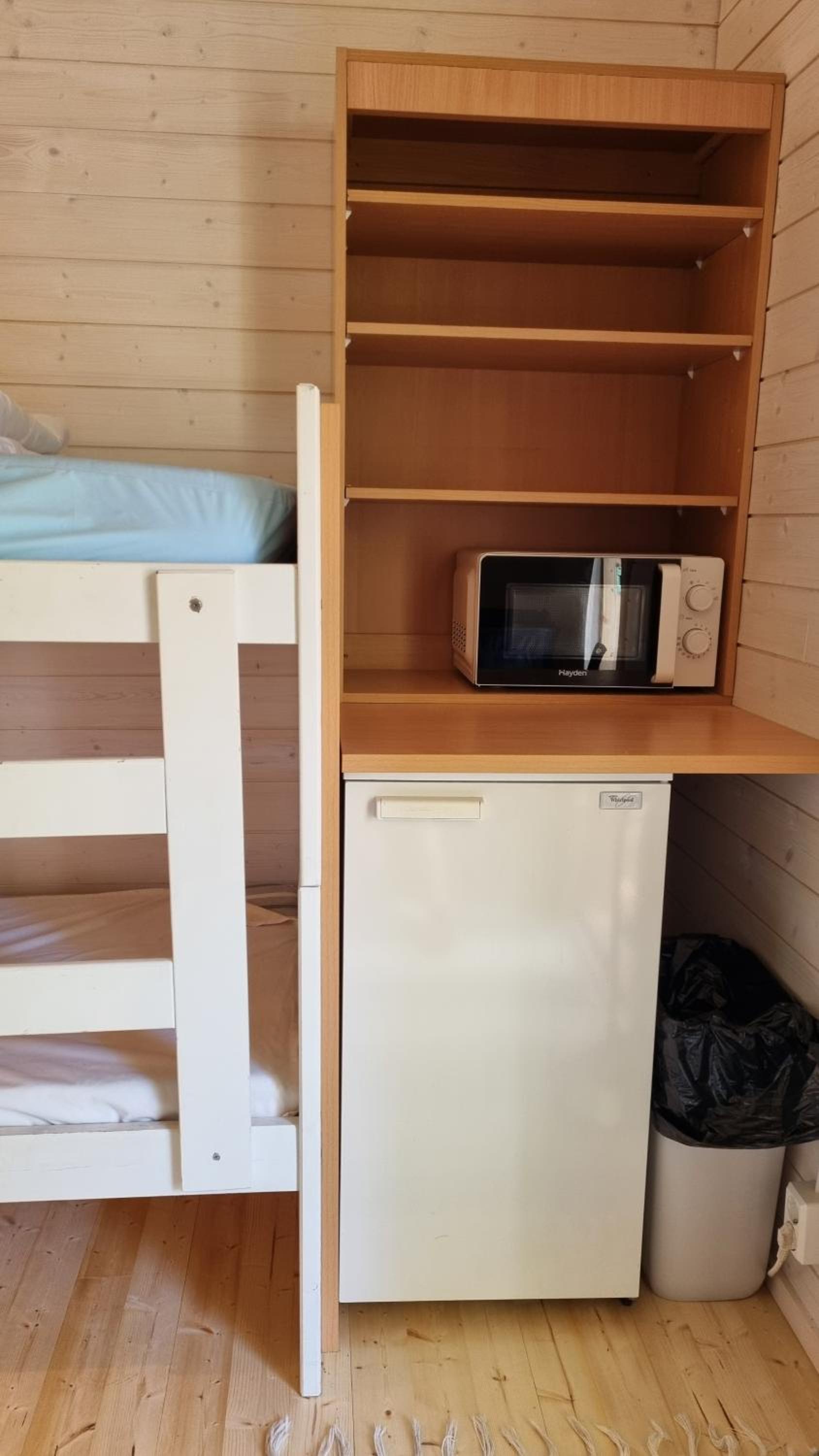 Mobile Home - Photo 7