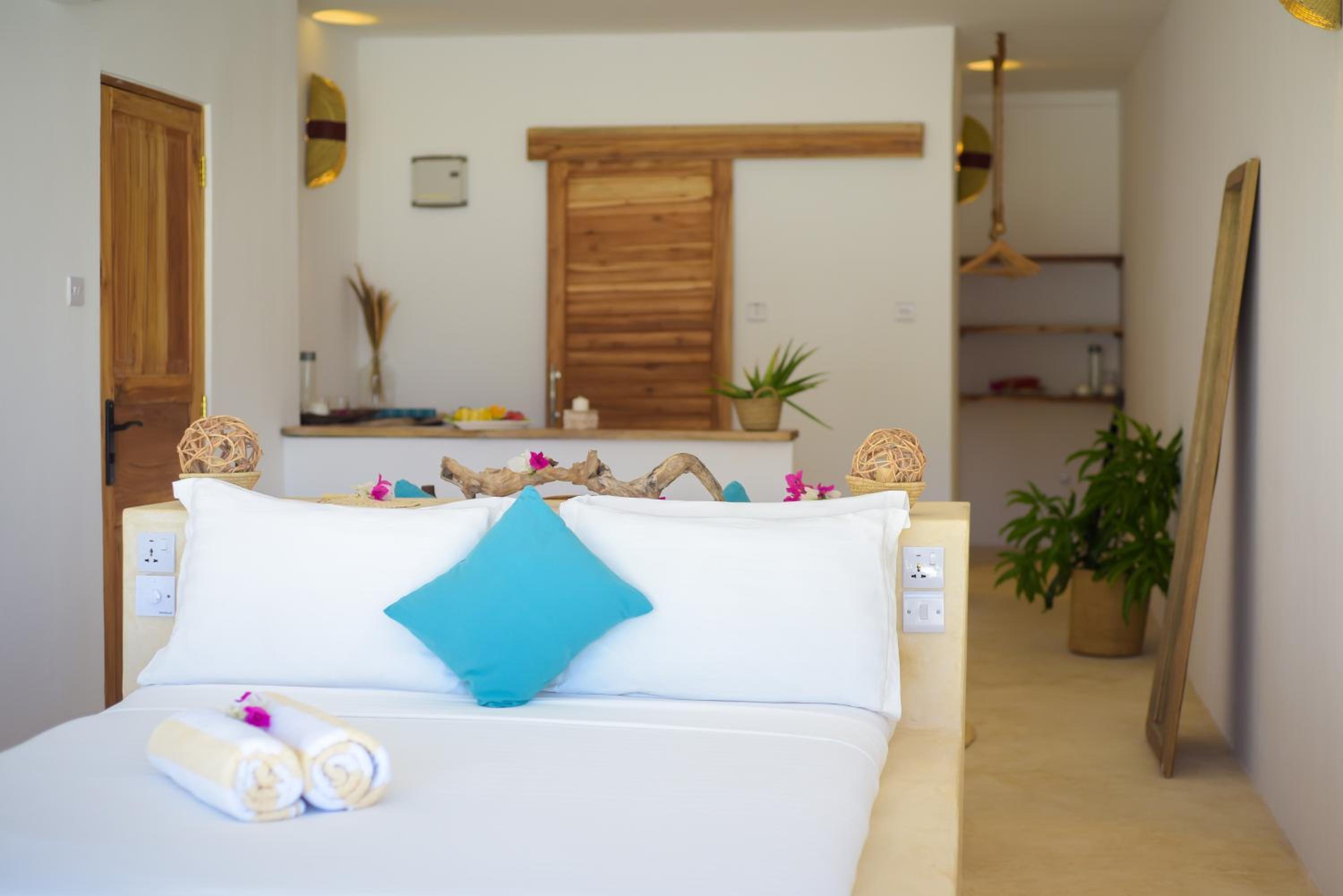 Suite with Private Pool photo 2