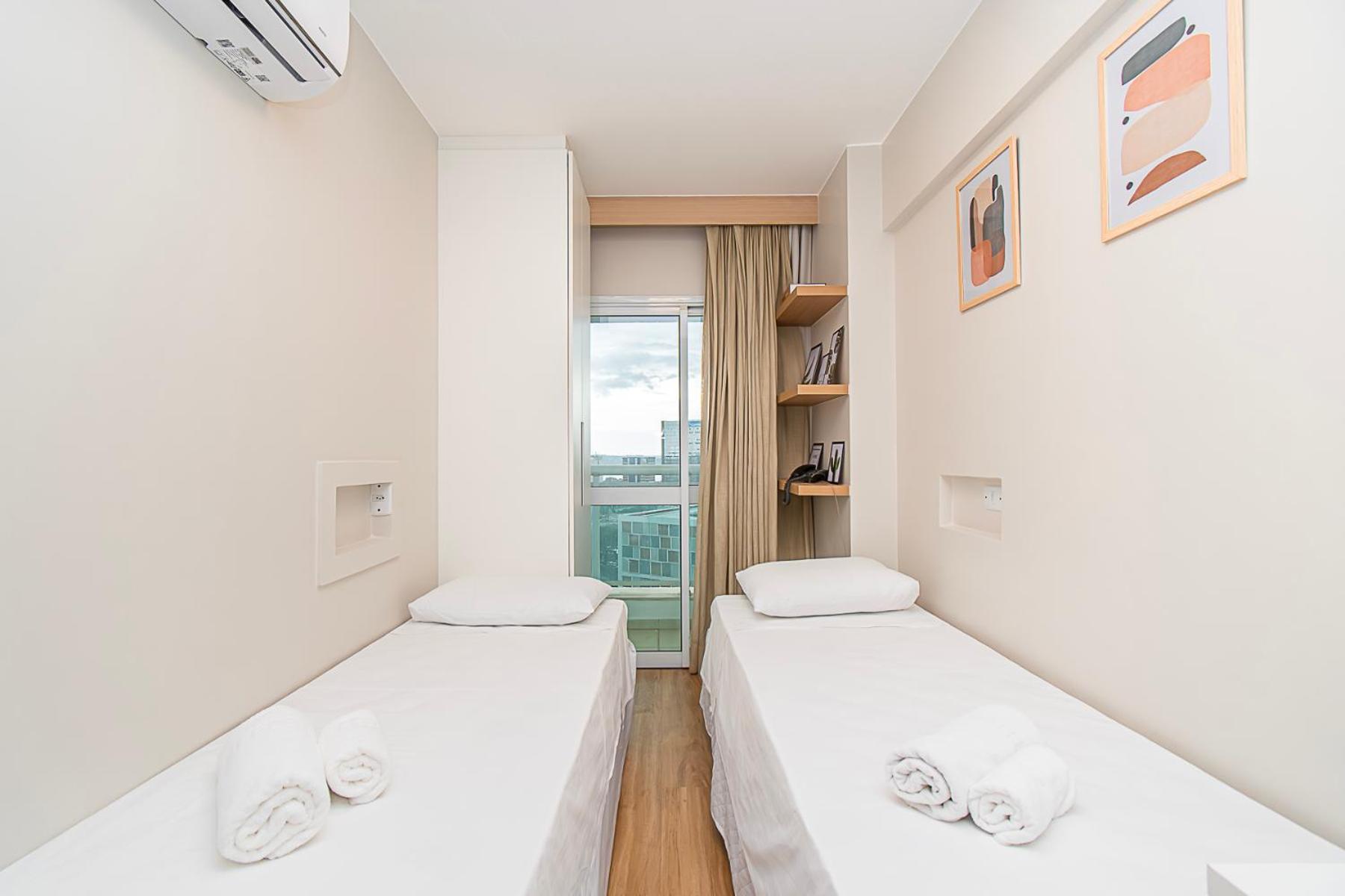 Two-Bedroom Deluxe Apartment with Balcony