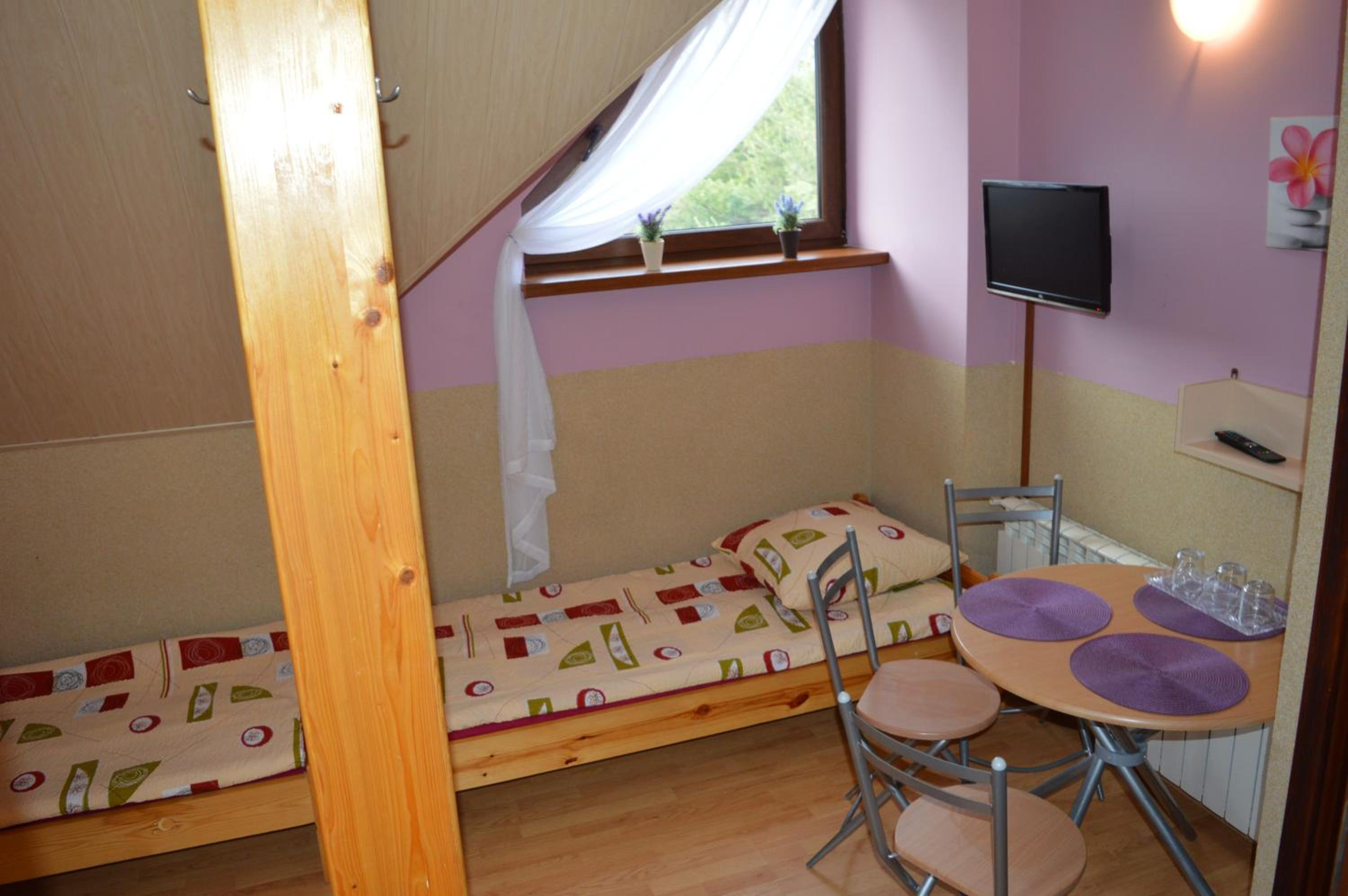 Triple Room with Private Bathroom photo 1