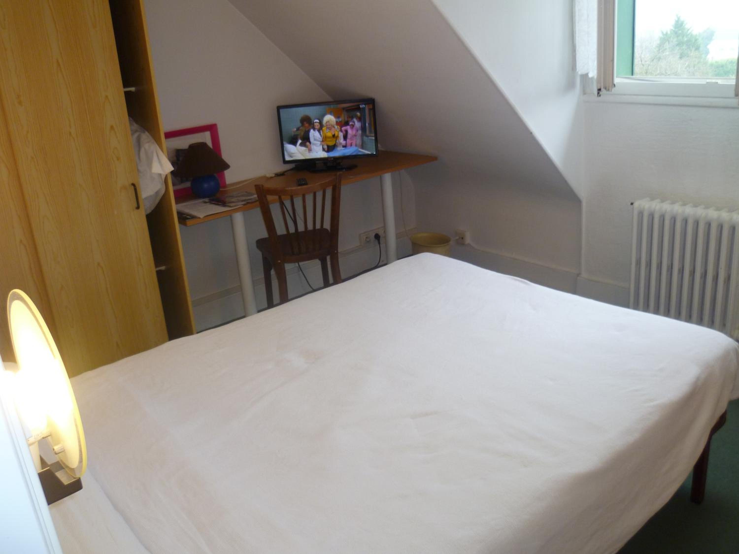 Double Room with Shared Bathroom and Toilets