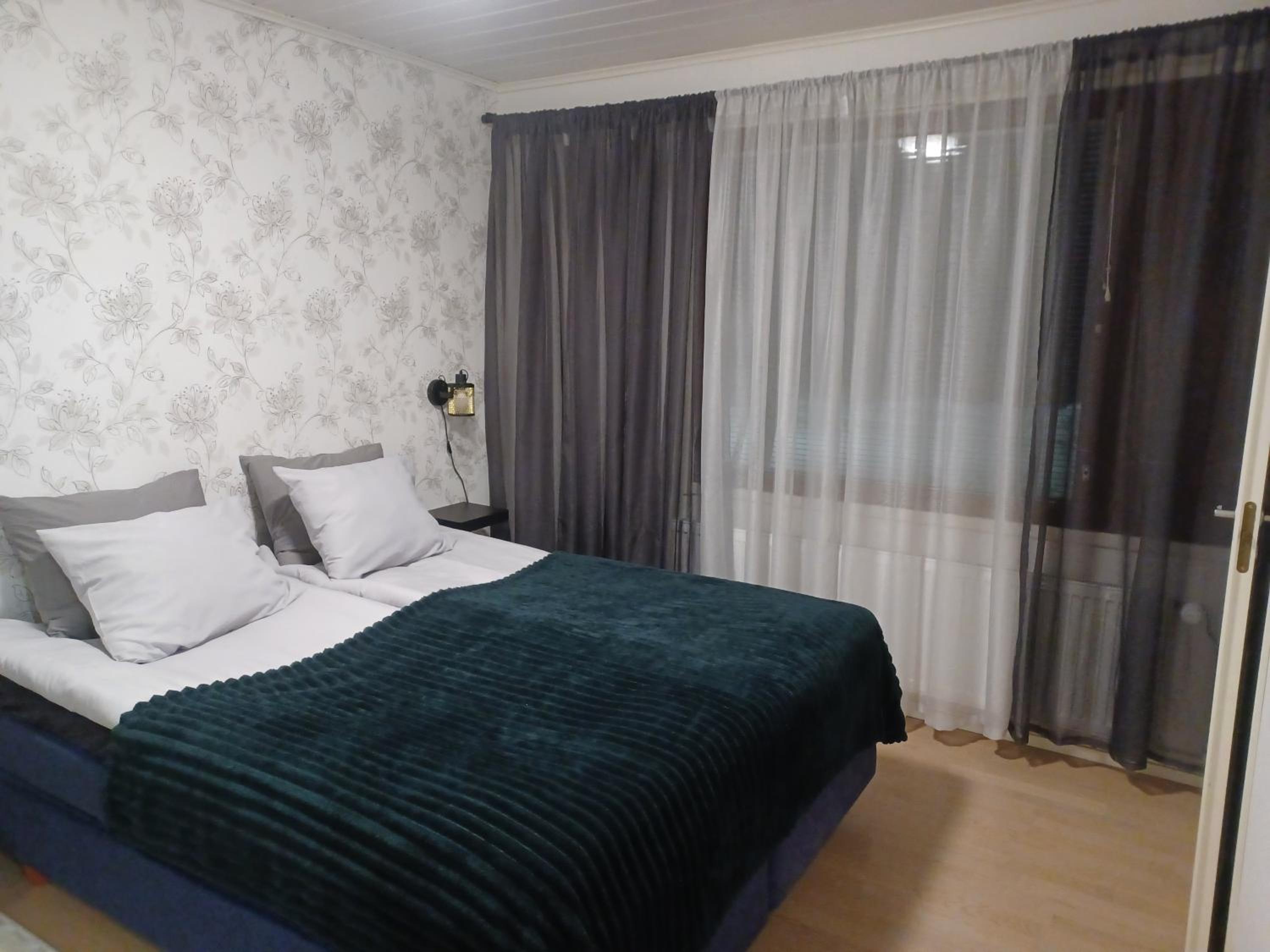 Three-Bedroom Villa photo 2
