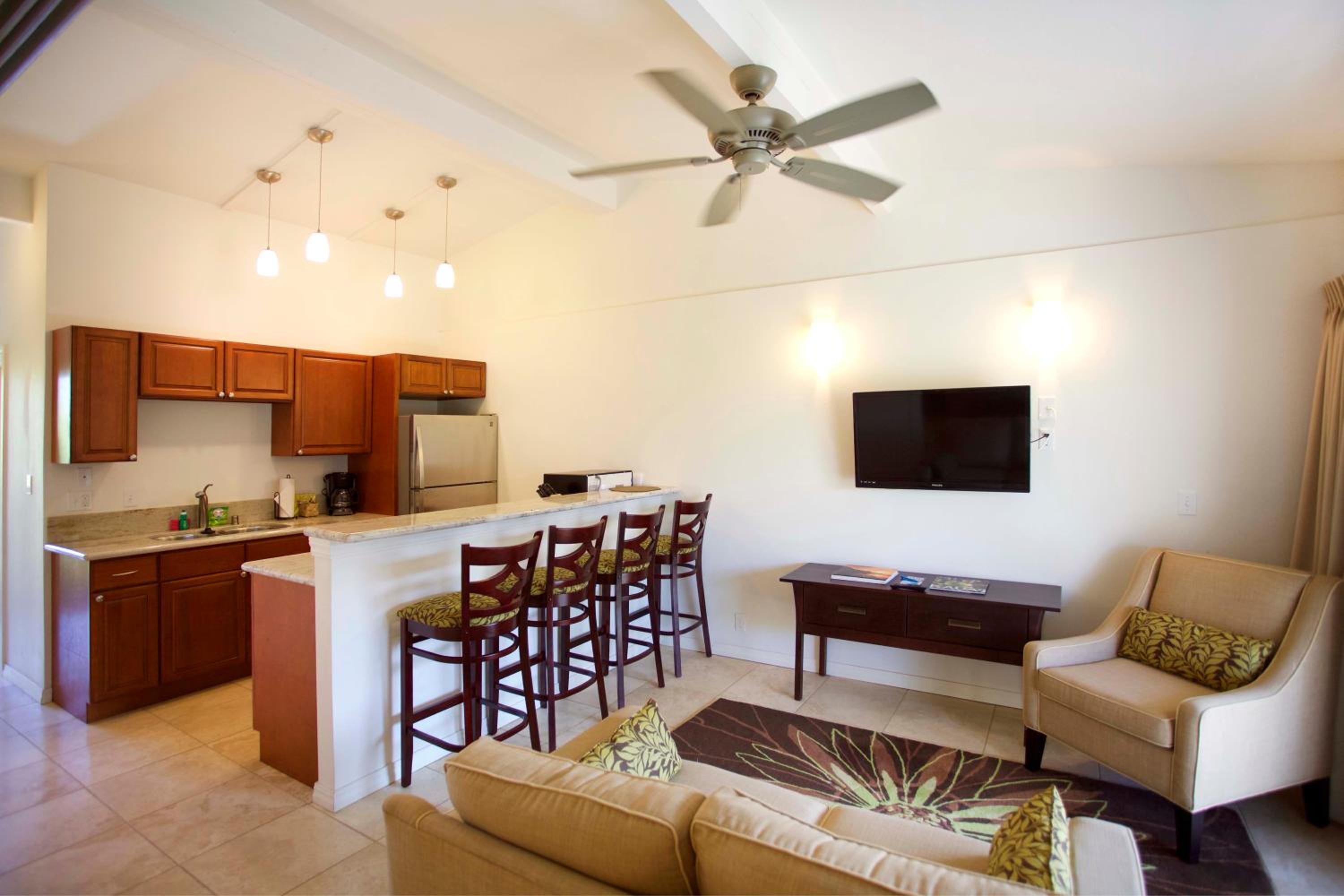 One-Bedroom Apartment with Ocean View photo 2