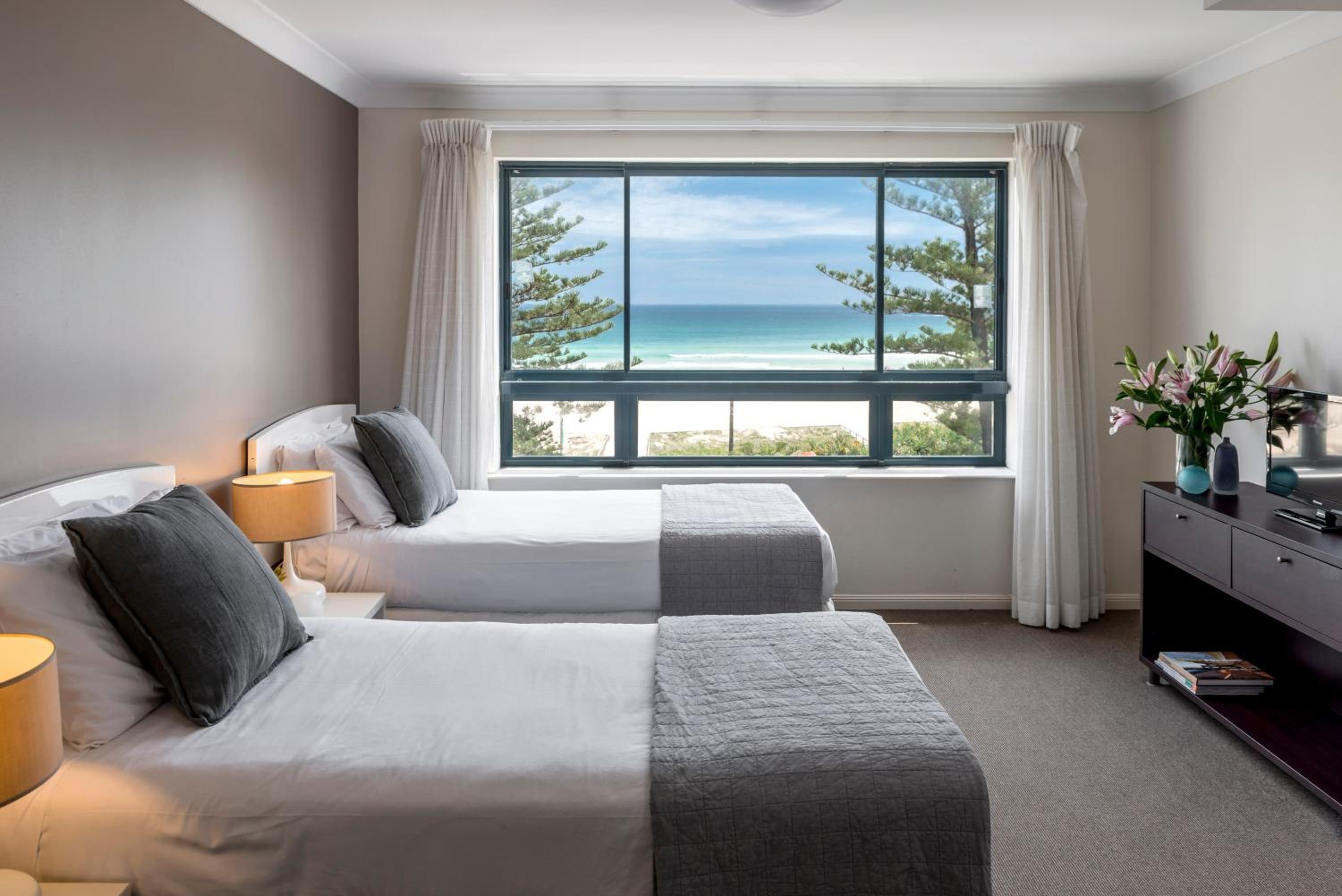 Executive Two-Bedroom Apartment - Photo 4