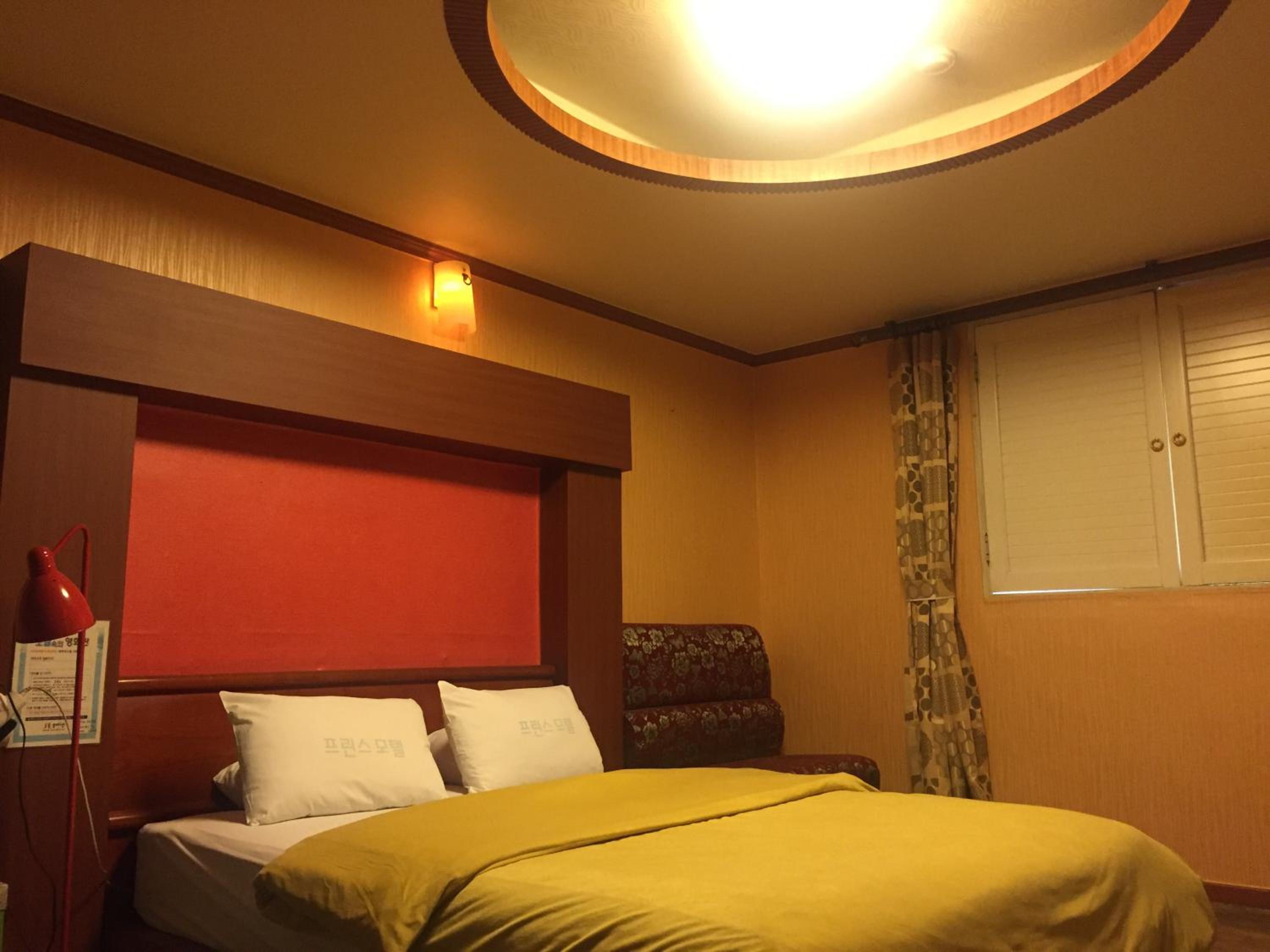 Standard Double Room - Photo 1