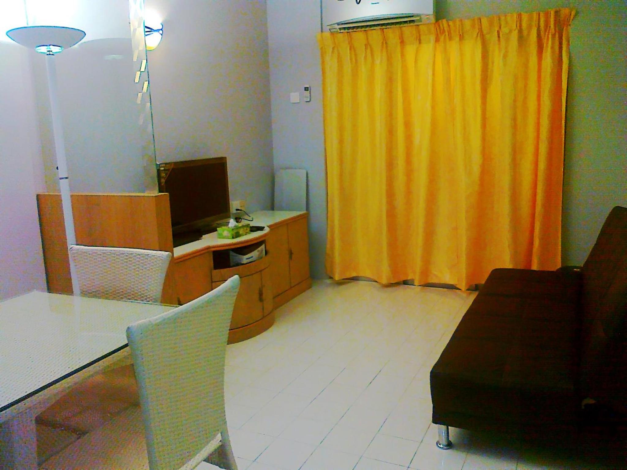 Two-Bedroom Apartment - Photo 3