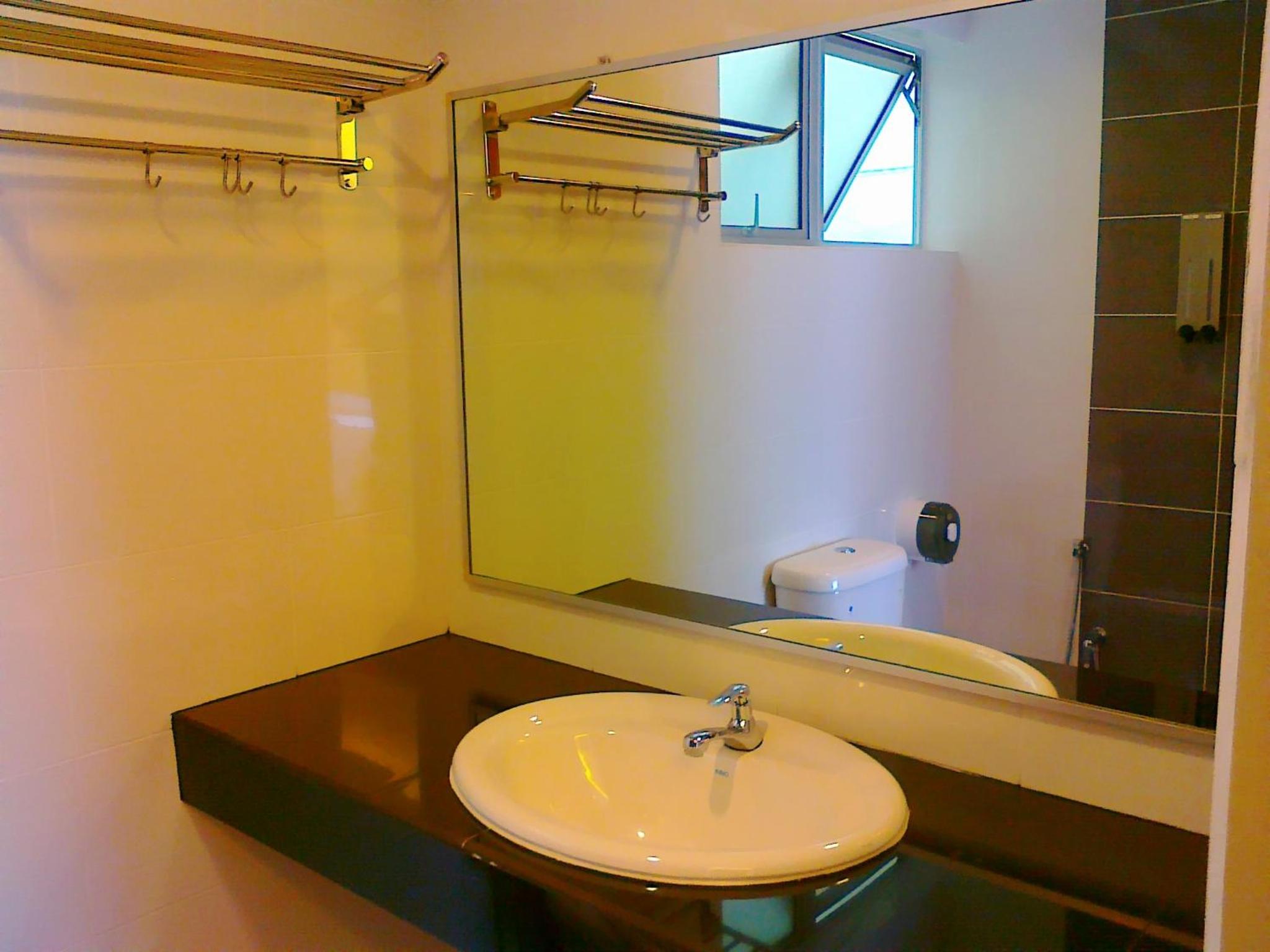Two-Bedroom Apartment - Photo 7