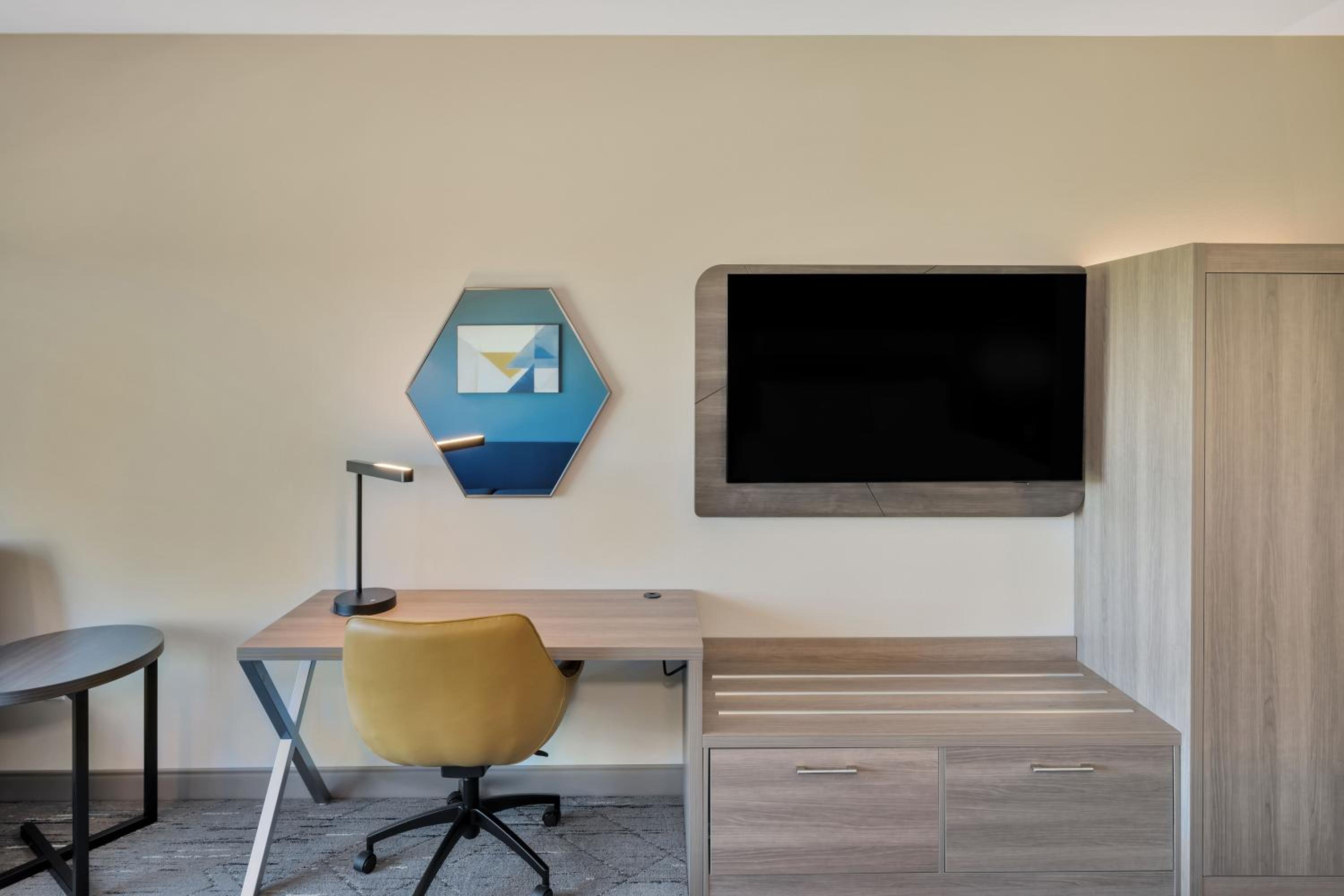 King Suite - Photo 4