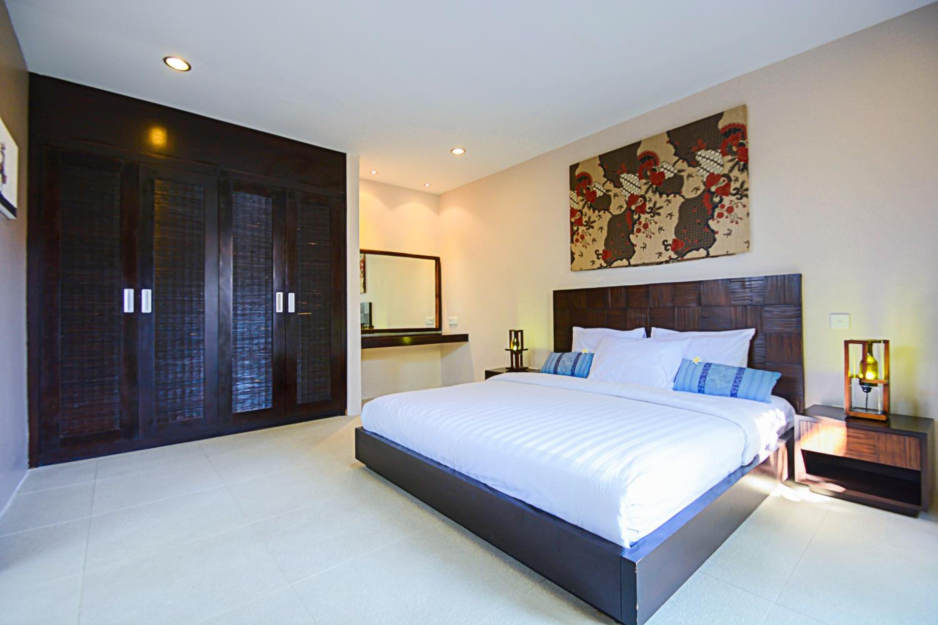 Three-Bedroom Villa with Private Pool photo 3