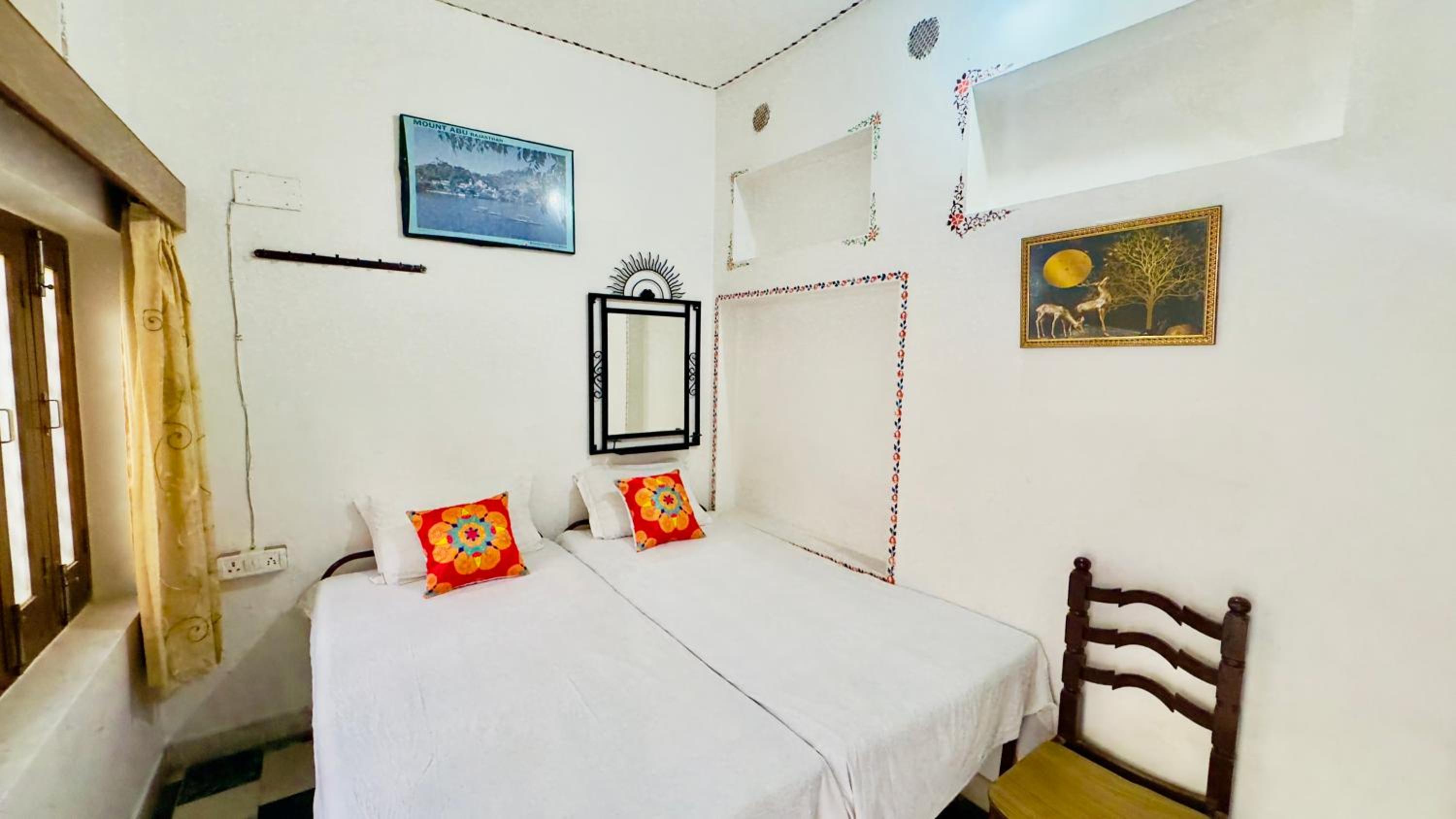 Double or Twin Room with Private Bathroom photo 1