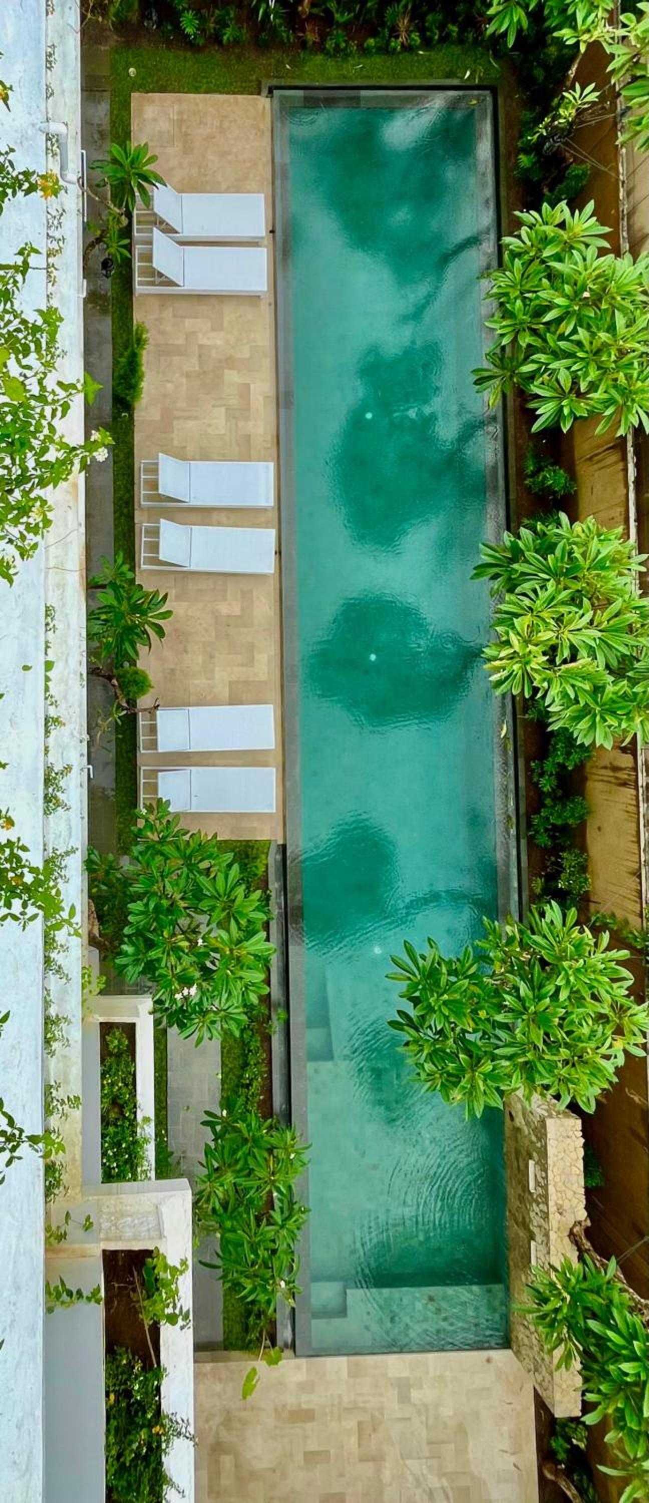 Sabana Bliss with Pool View - Photo 9