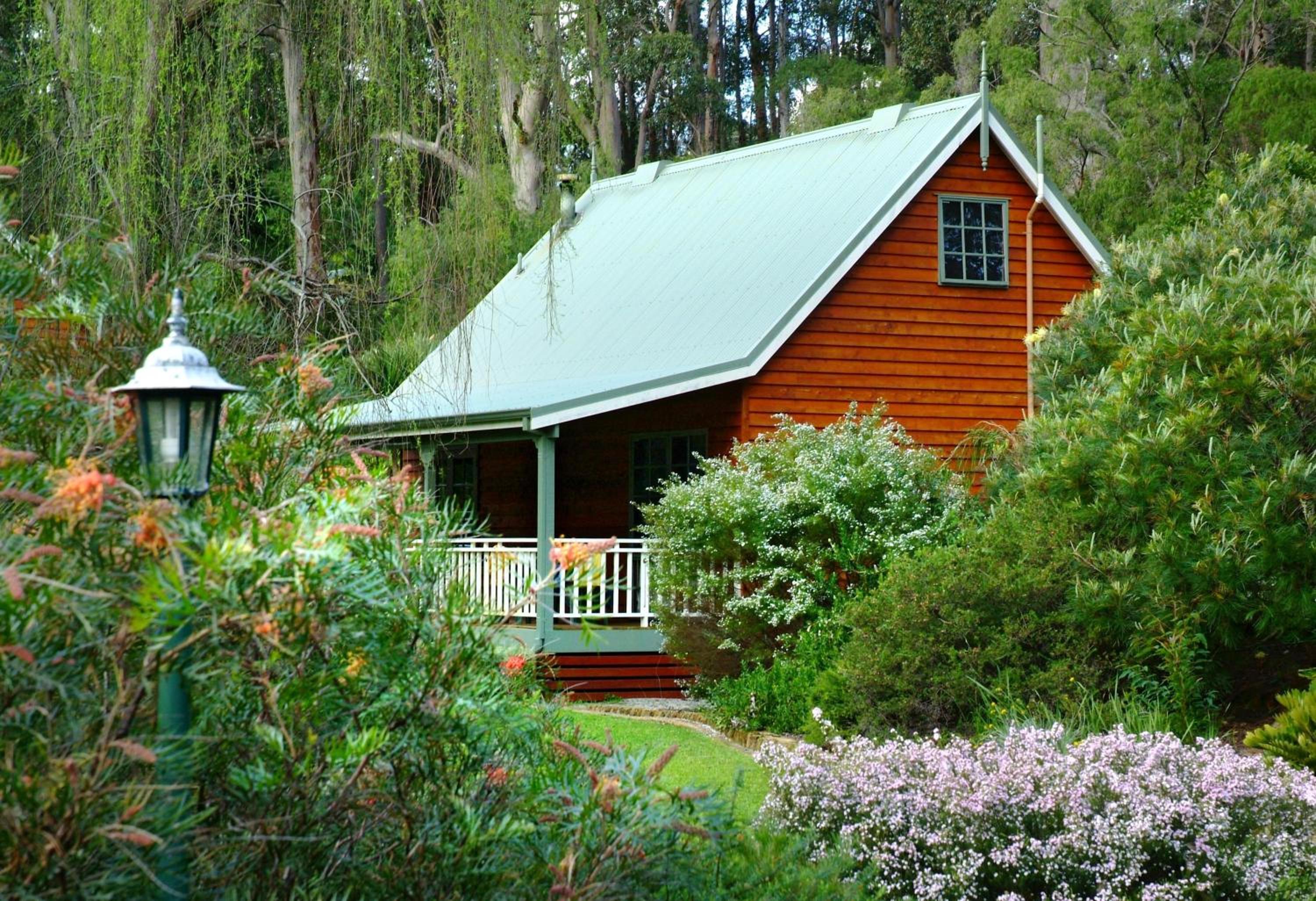 Two-Bedroom Chalet with Hot Tub photo 3
