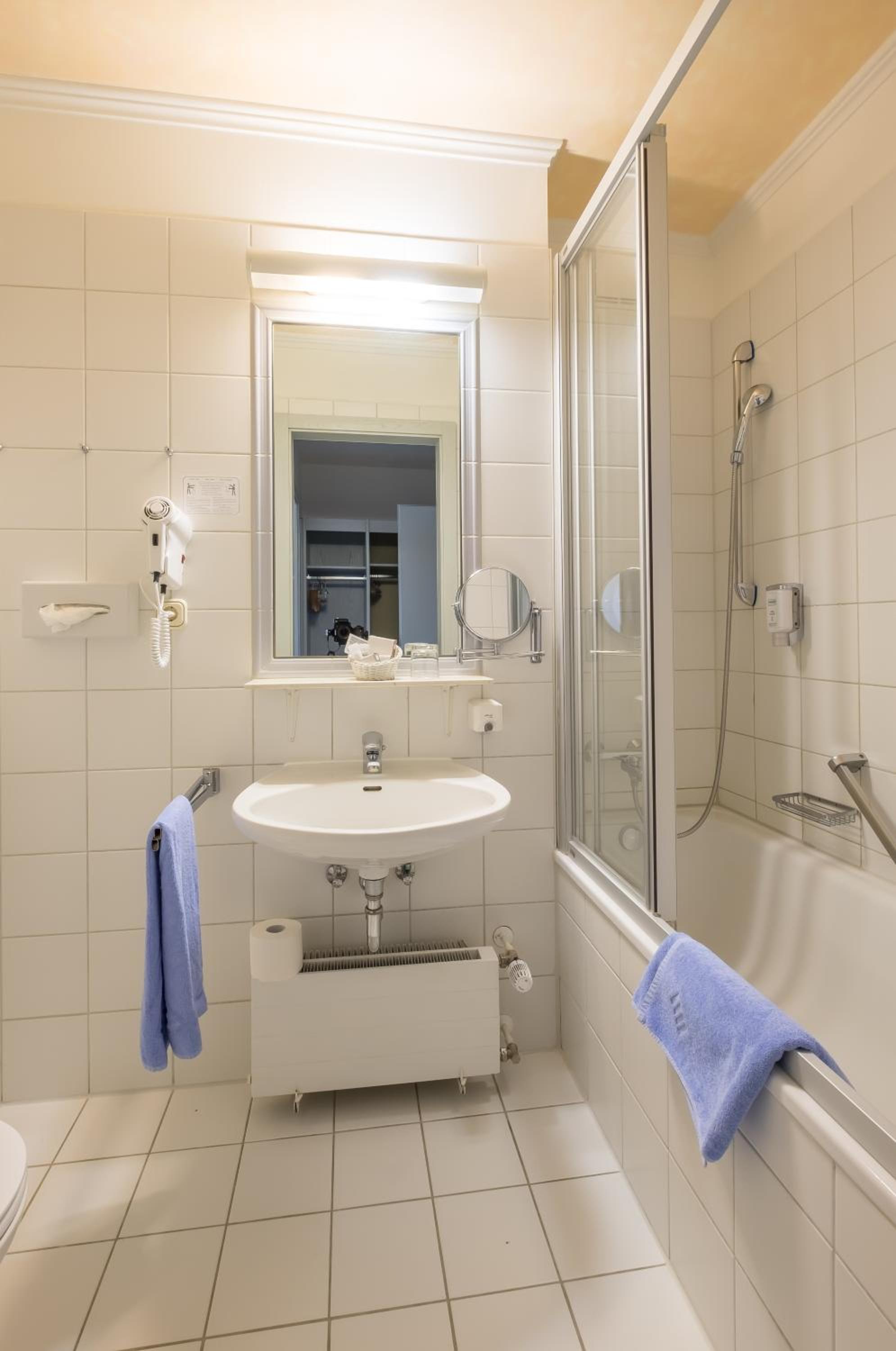 Double Room - Photo 9