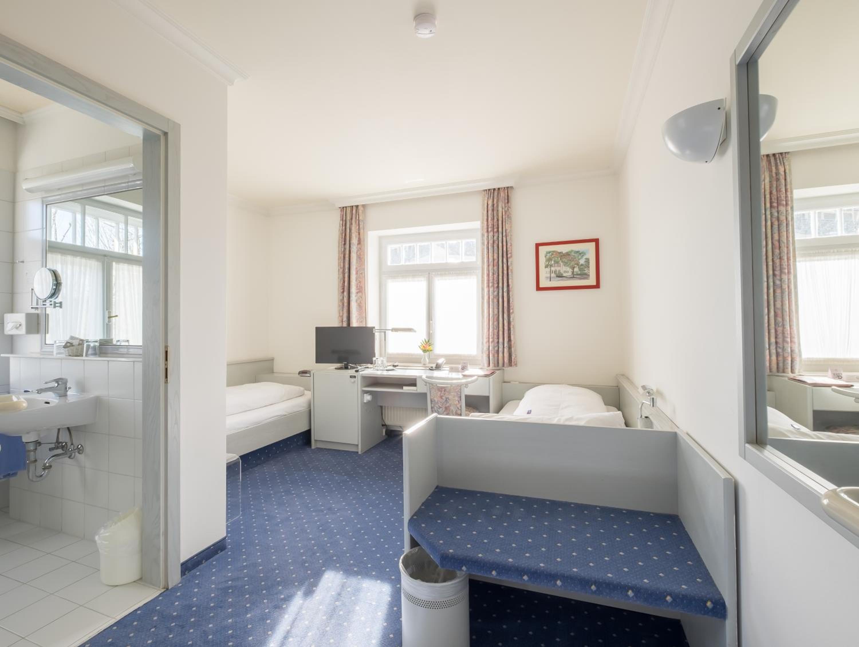 Double Room - Photo 6