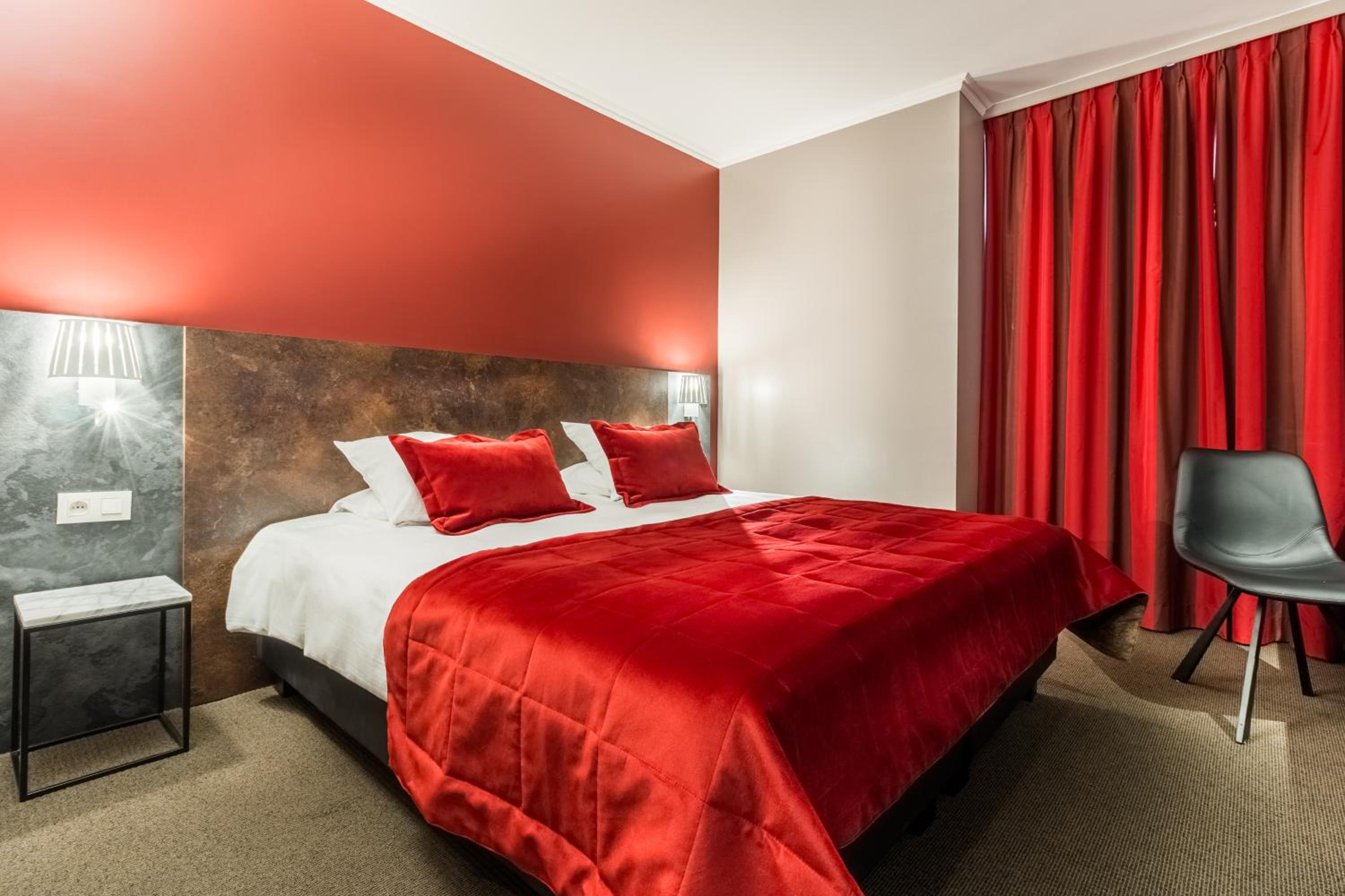 Classic Double or Twin Room - Photo 6