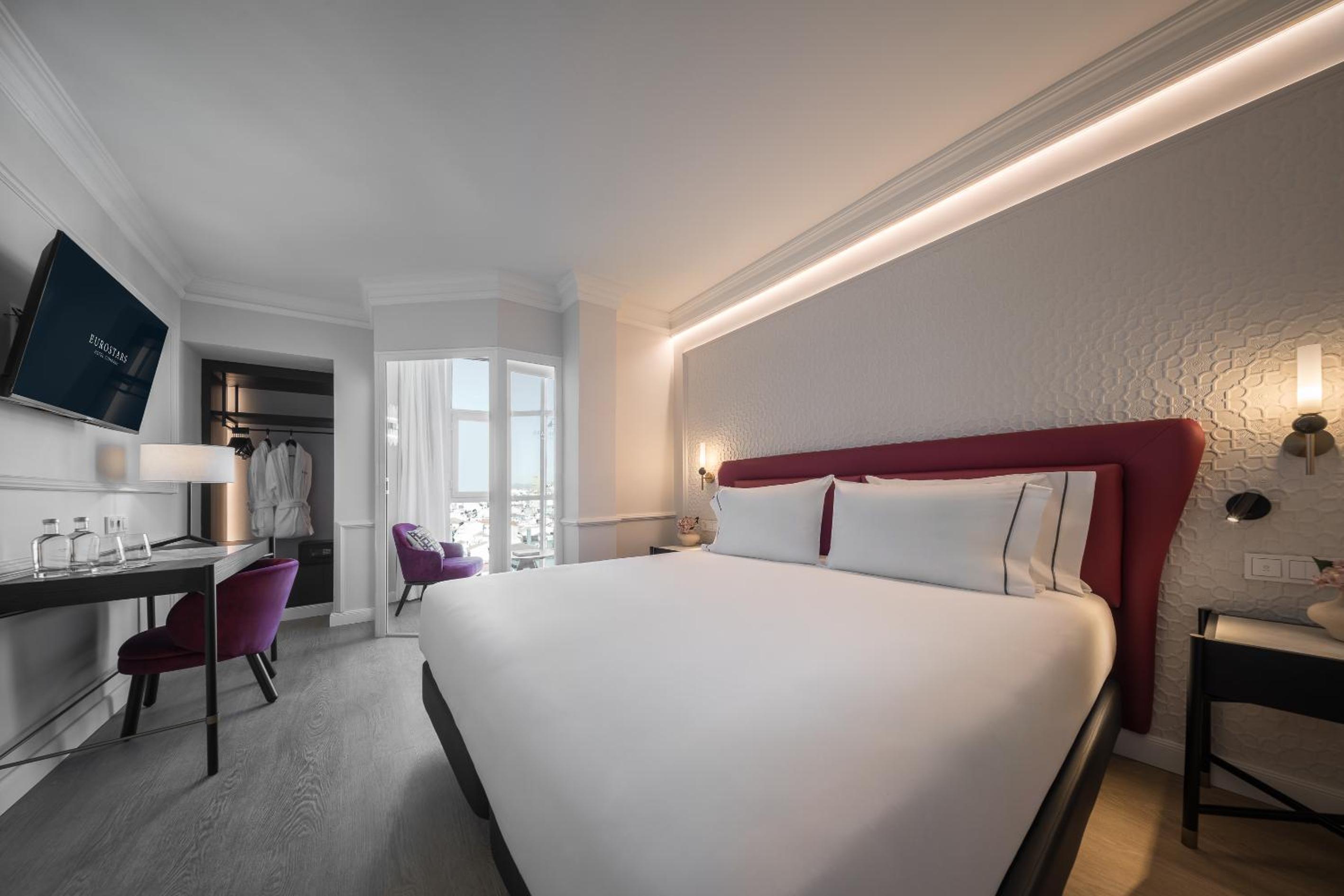 Junior Suite with View