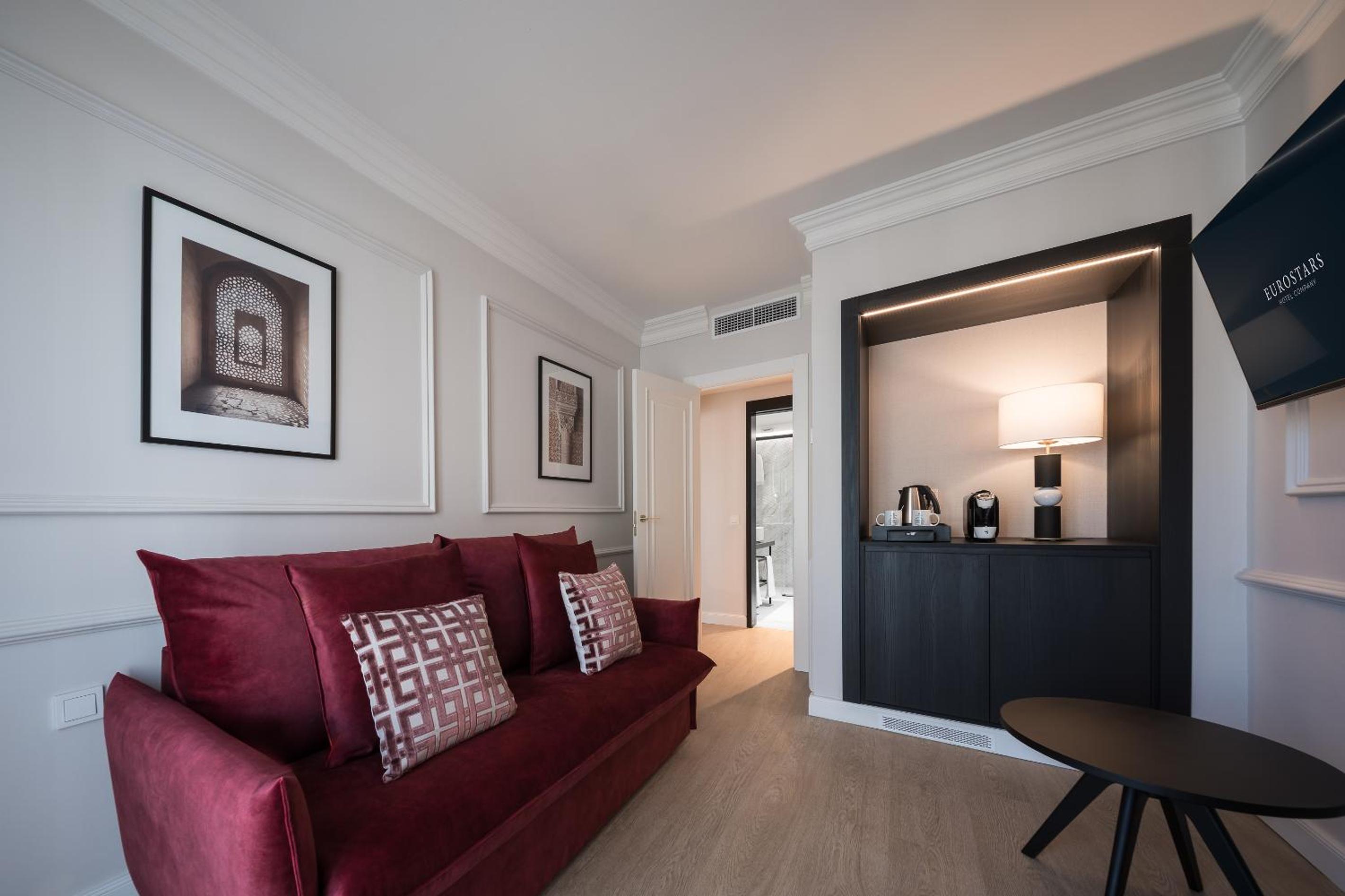 Junior Suite with View photo 3