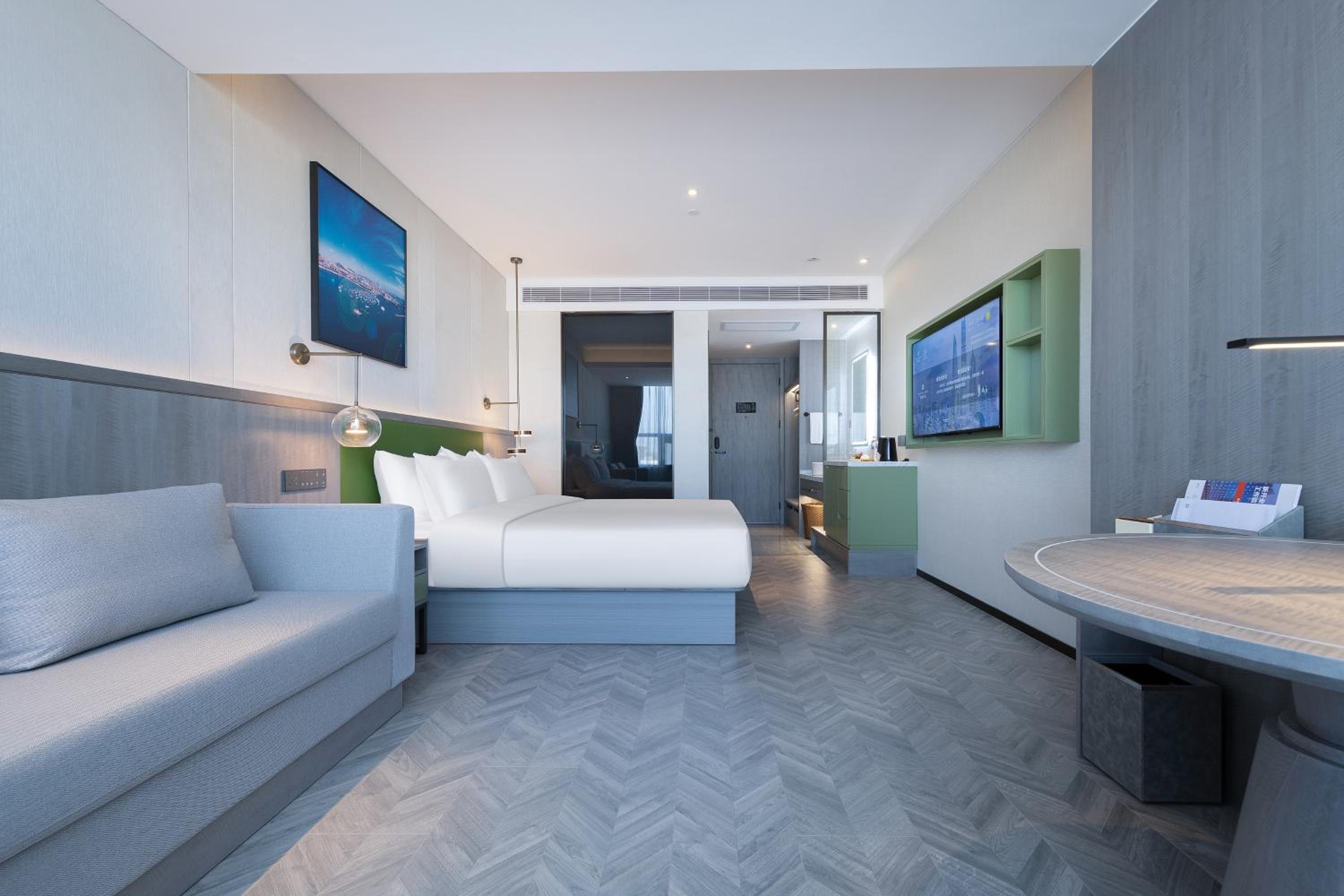 Elegant Double Room photo 3