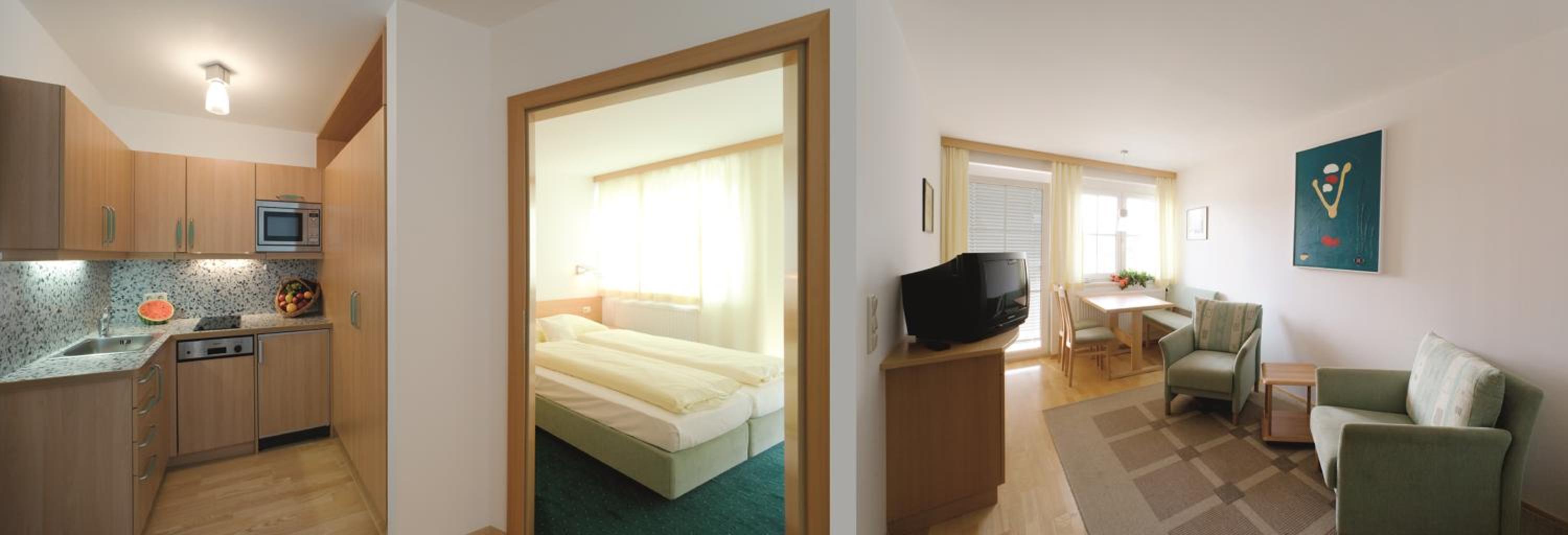 One-Bedroom Apartment with Balcony and Lake View photo 1