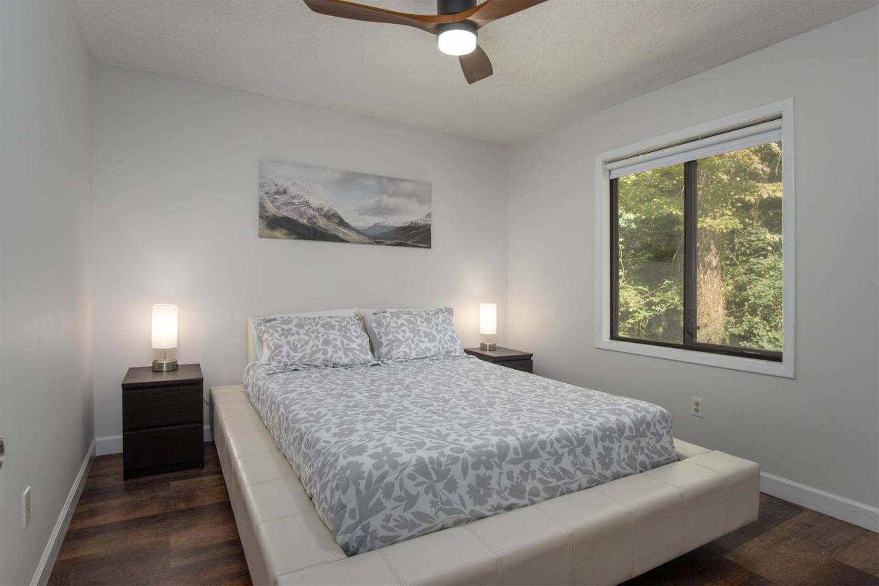 Three-Bedroom Holiday Home  photo 2