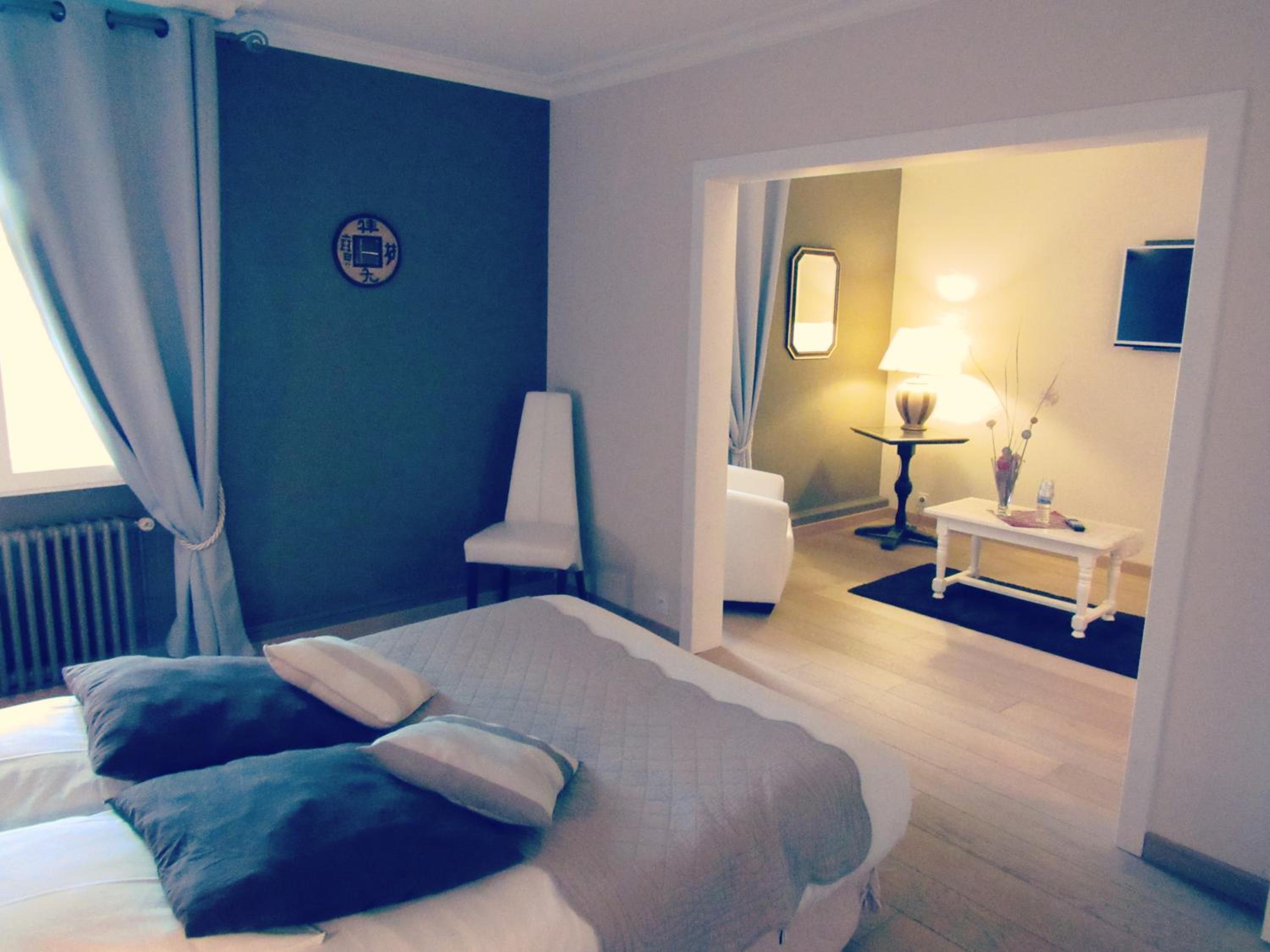 Suite - Photo 6