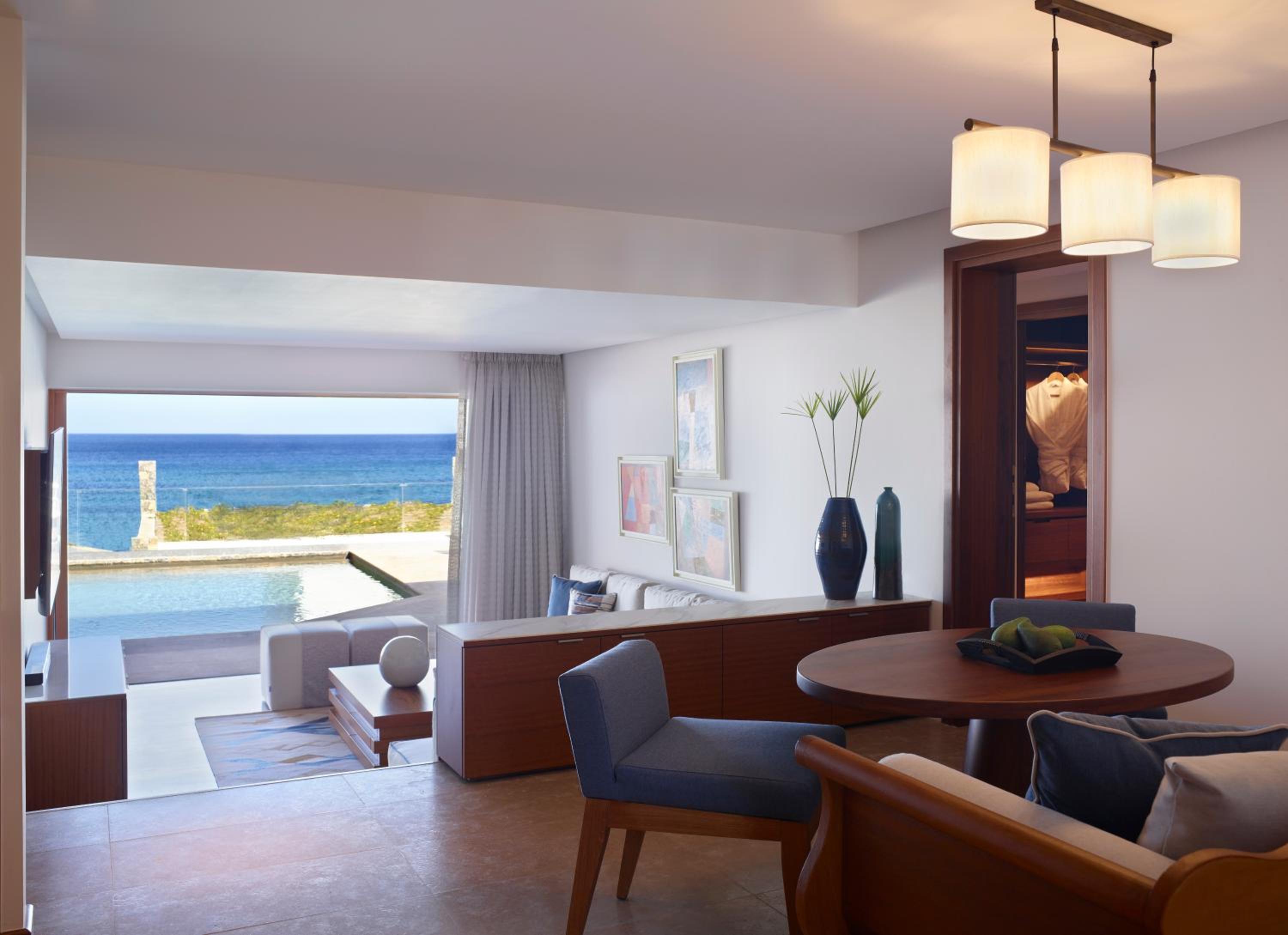 Grand Two Bedroom Villa Private Pool