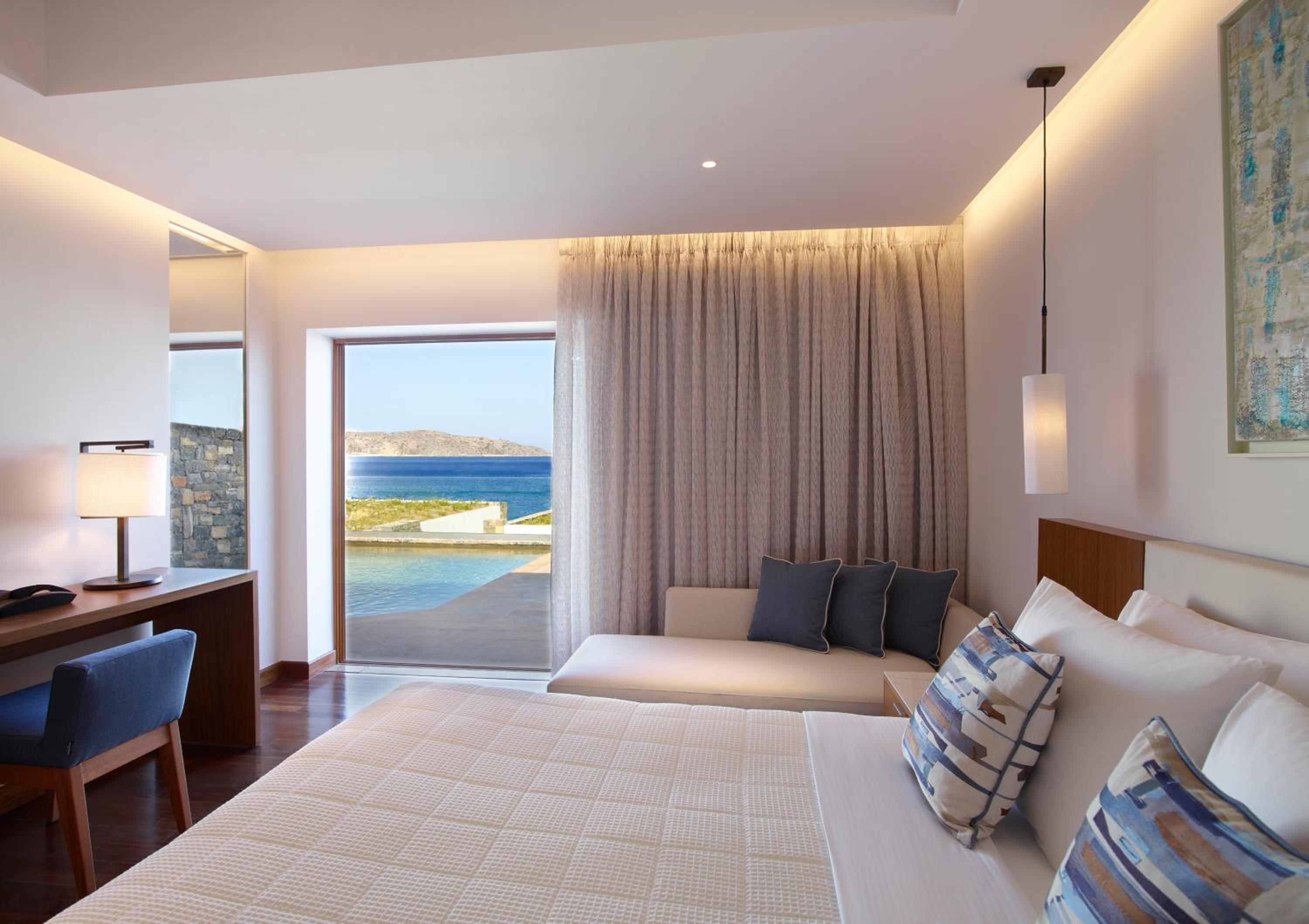 Grand Two Bedroom Villa Private Pool photo 3