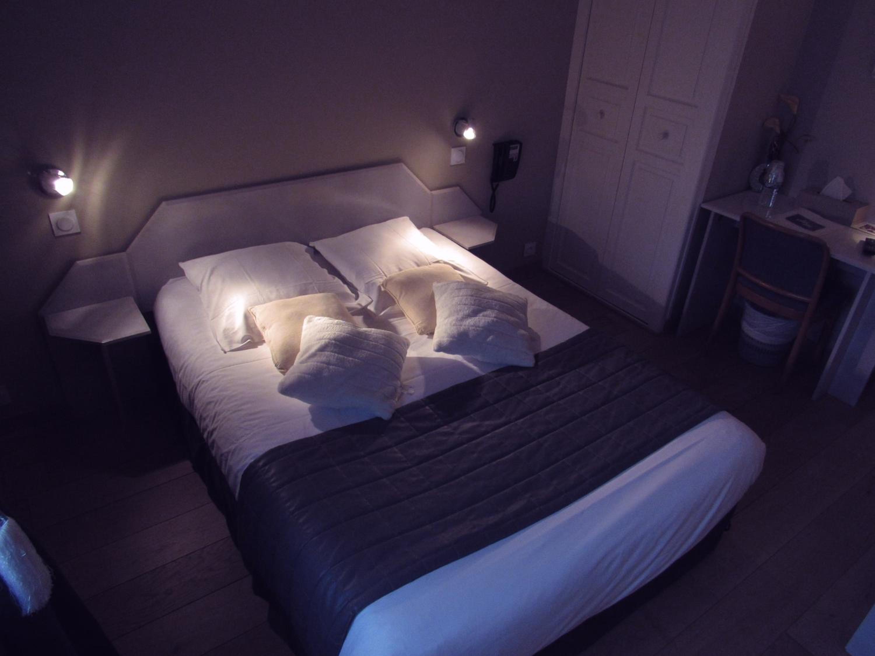 Classic Double Room - Photo 6