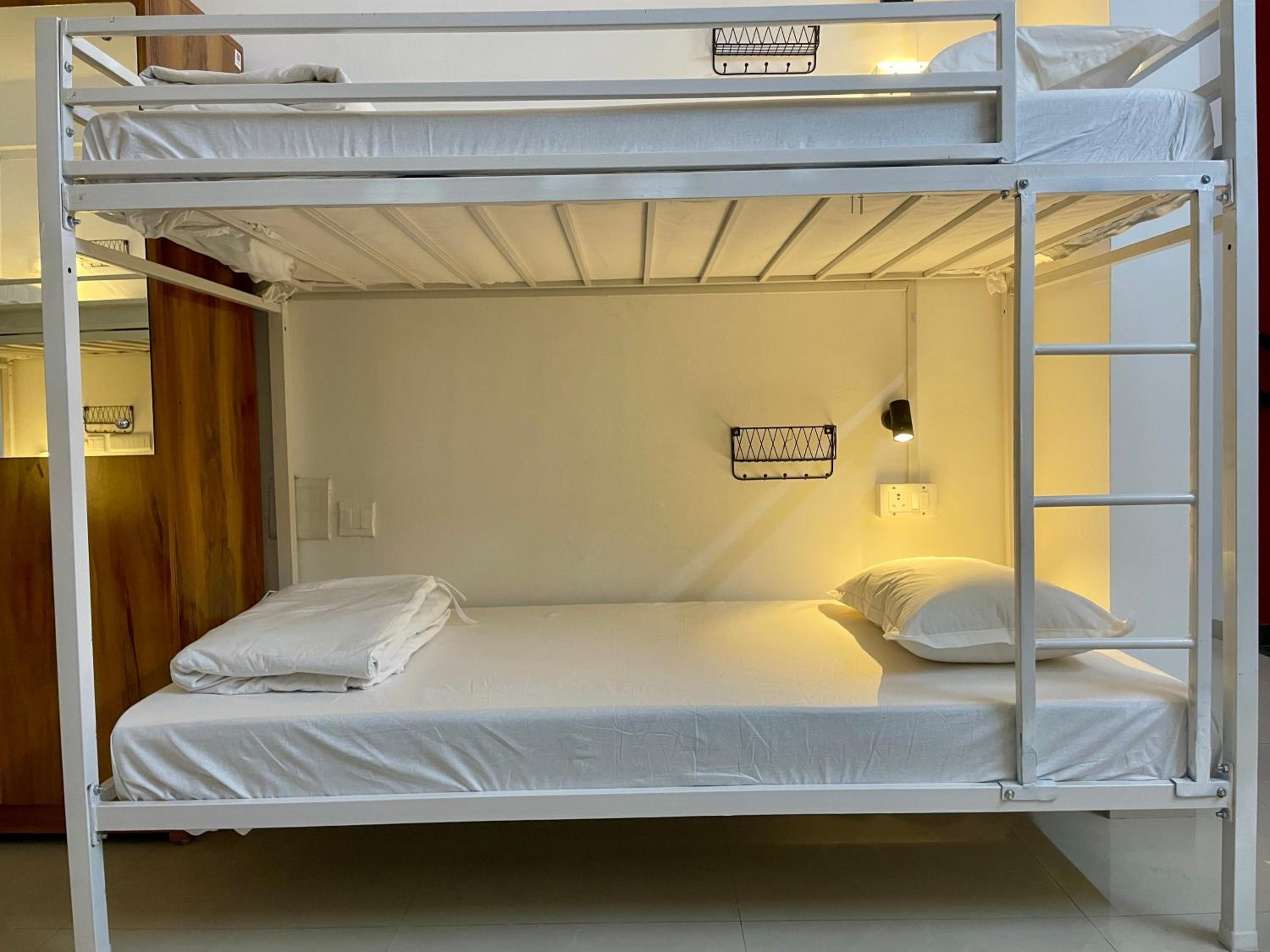 Bed in 6-Bed Mixed Dormitory Room