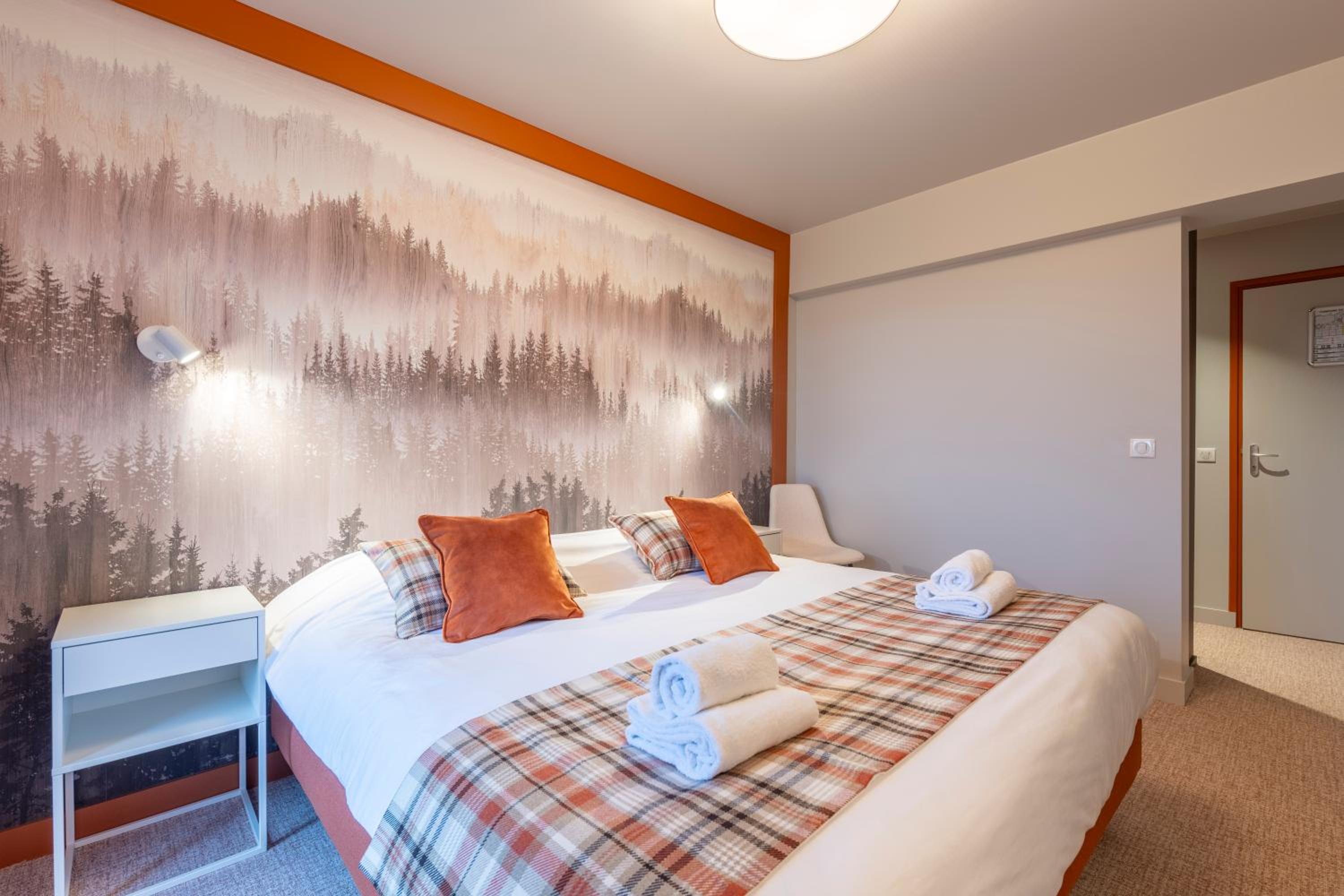 Suite with Mountain View photo 3