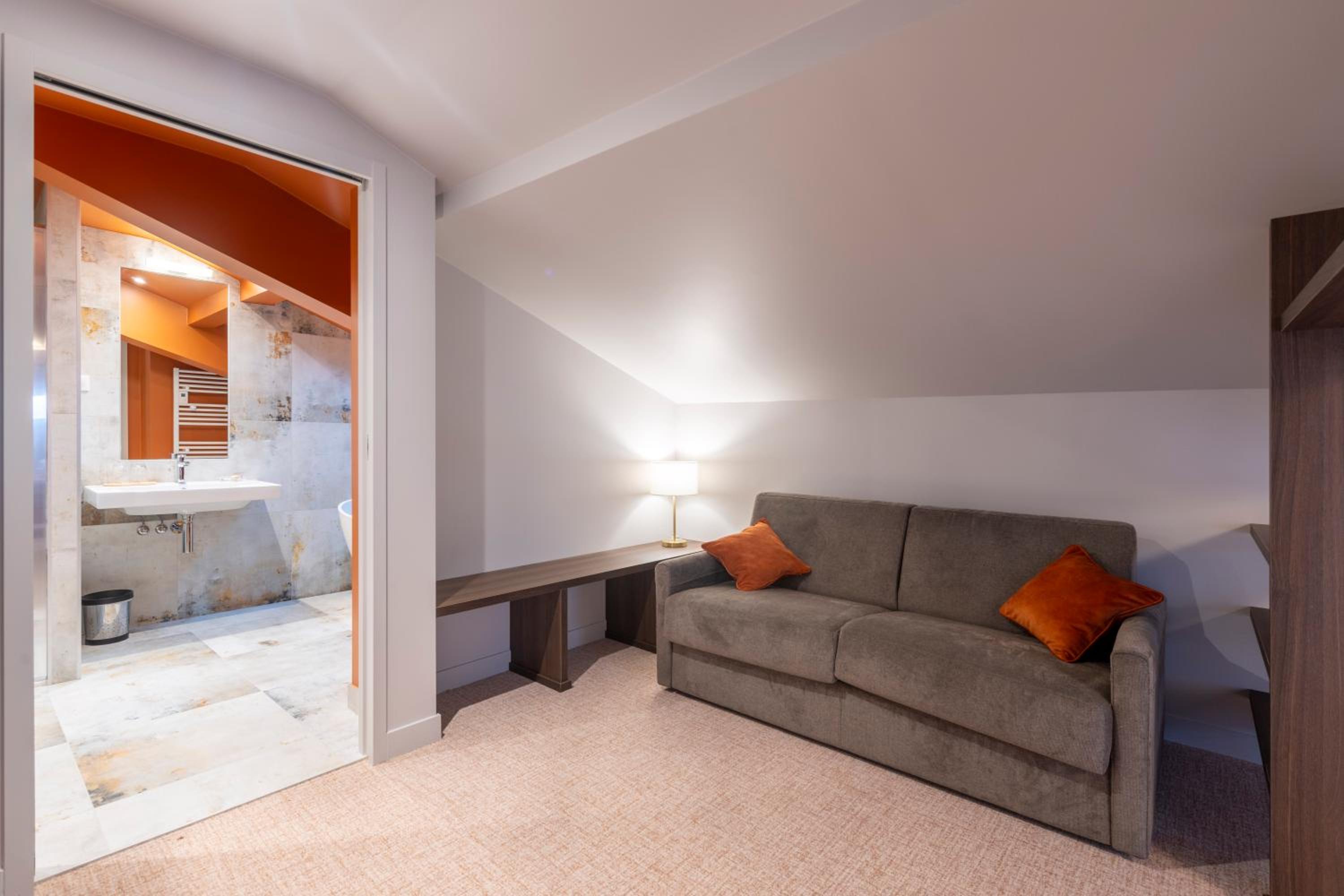 Suite with Mountain View photo 2