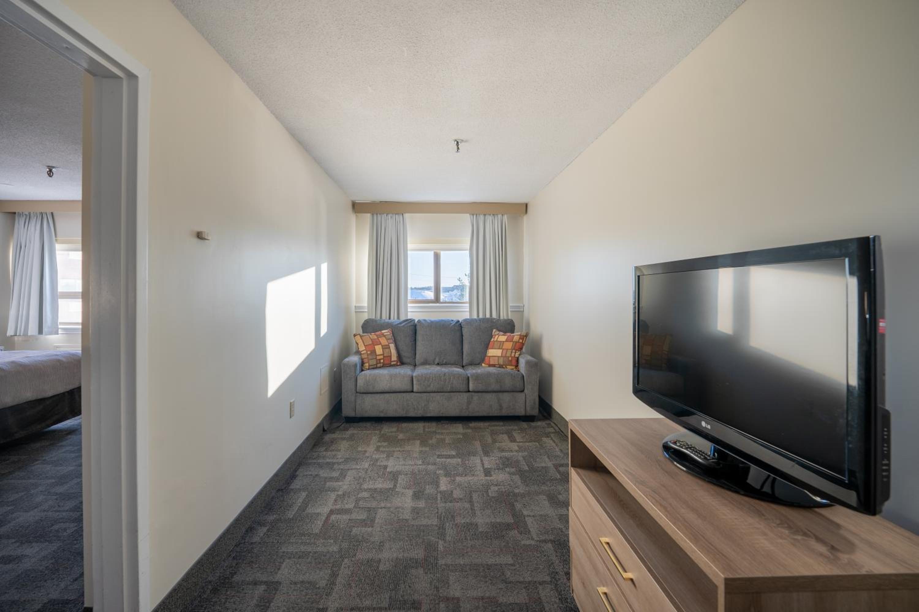 Queen Suite photo 2