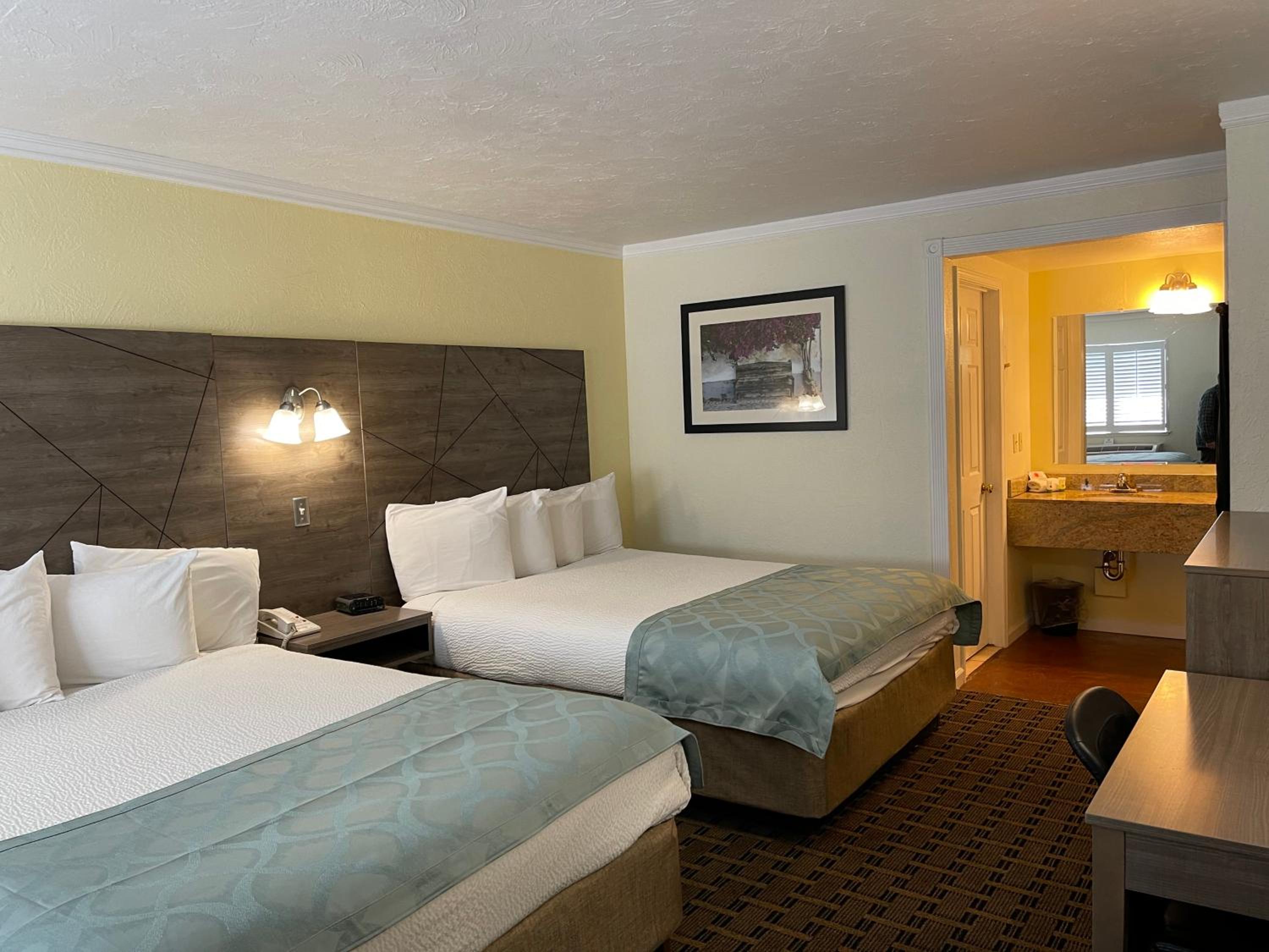 Queen Room with Two Queen Beds - Non-Smoking
