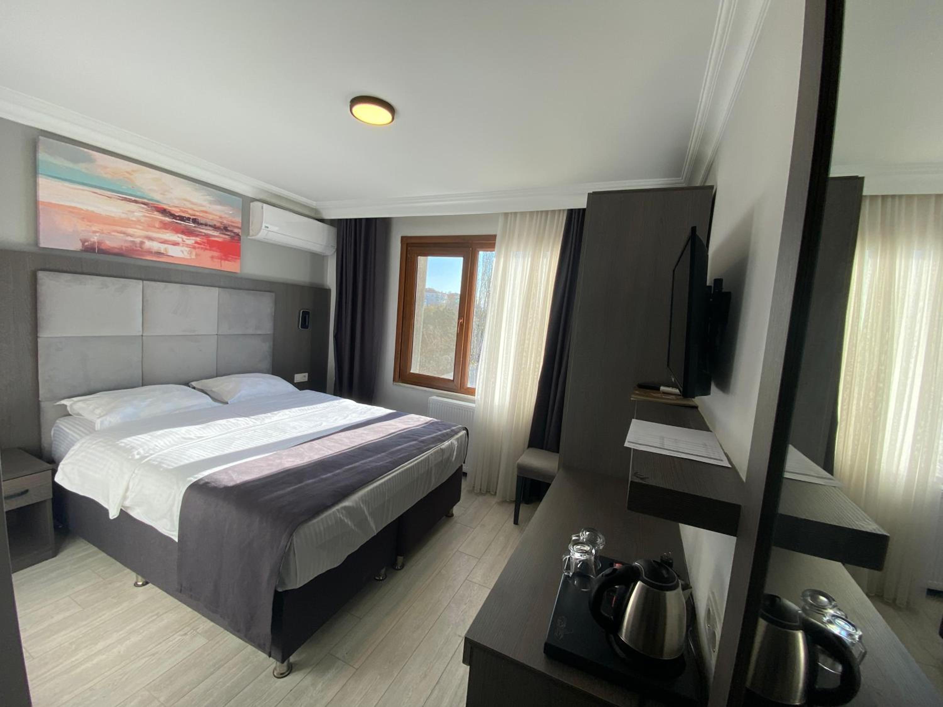Economy Double Room - Photo 5