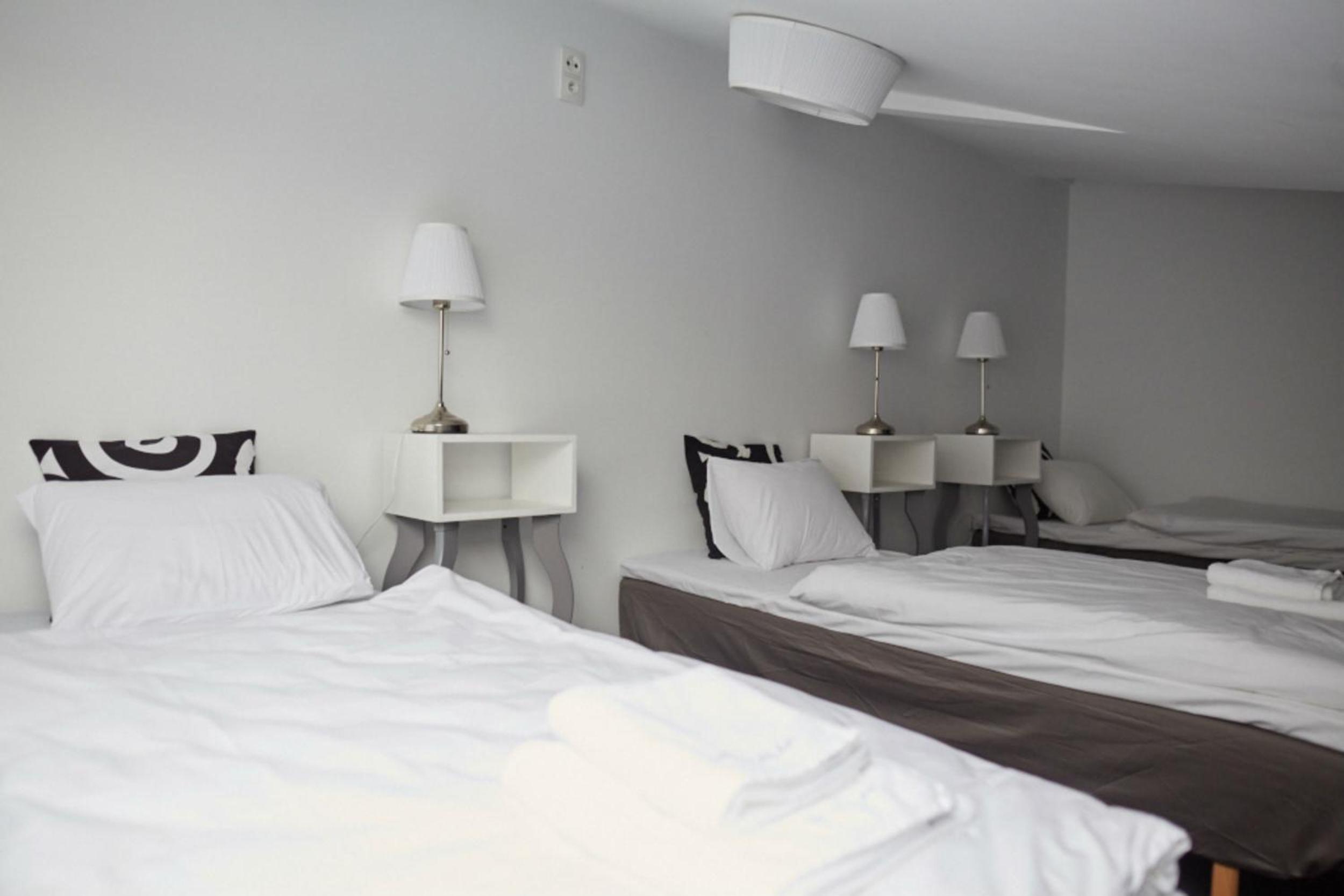 Economy Quadruple Room photo 2