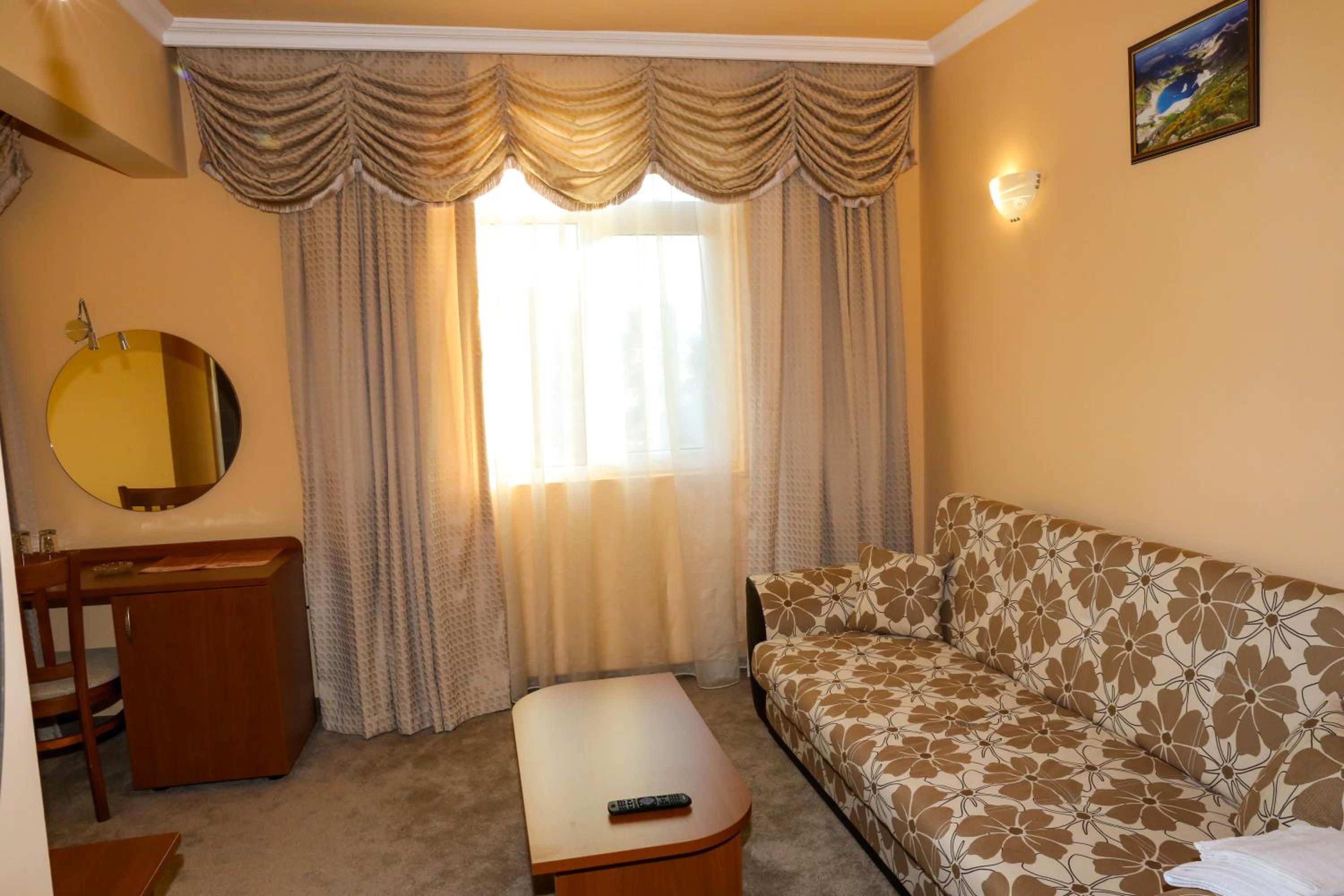 Deluxe Apartment - Photo 2