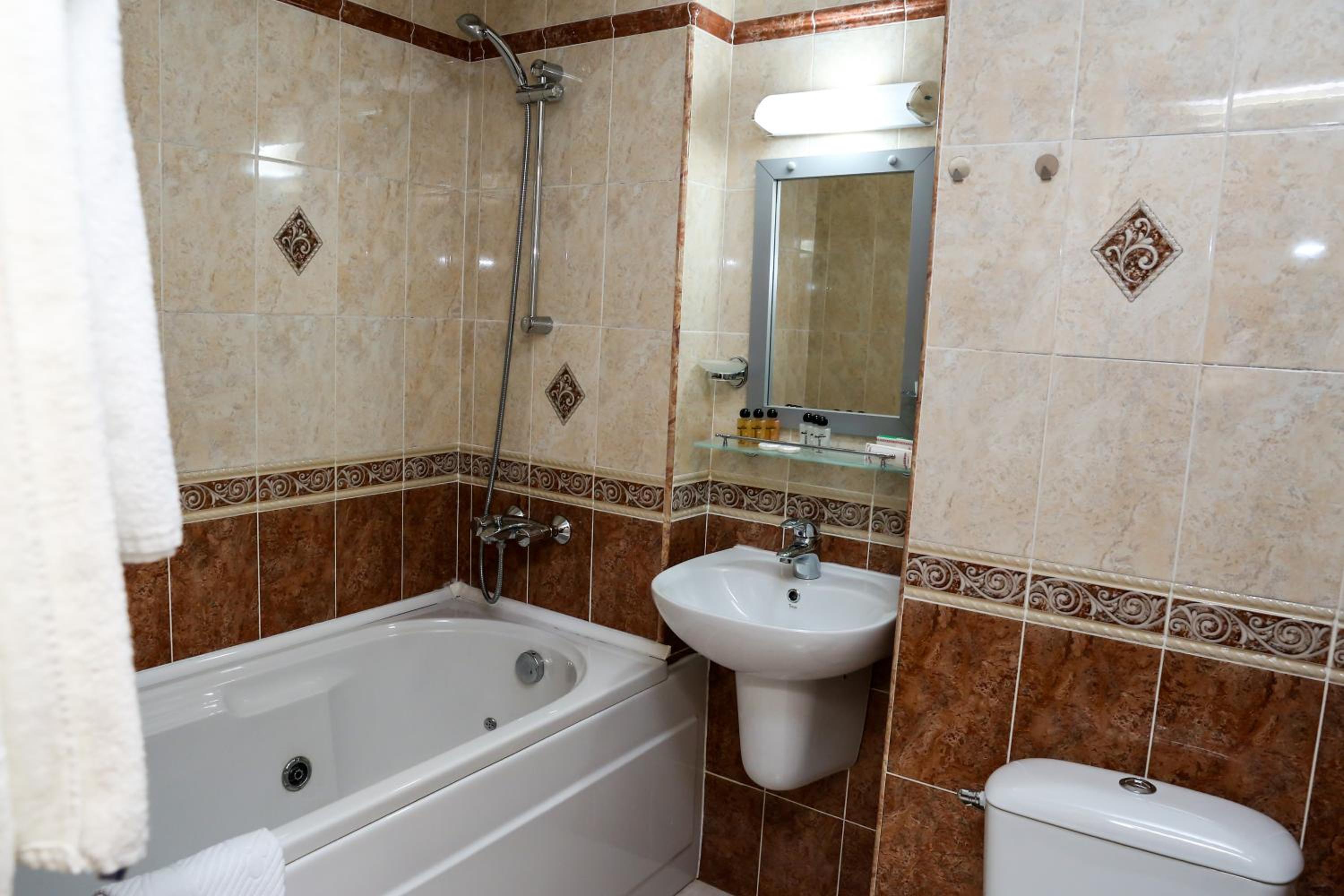 Apartment - Photo 5
