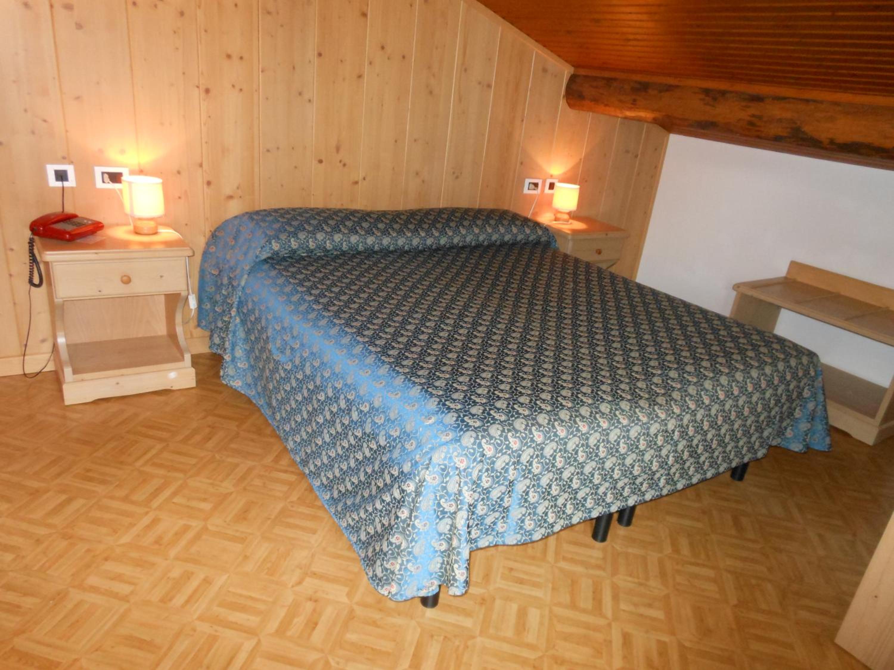 Small Double Room - Mansard photo 2