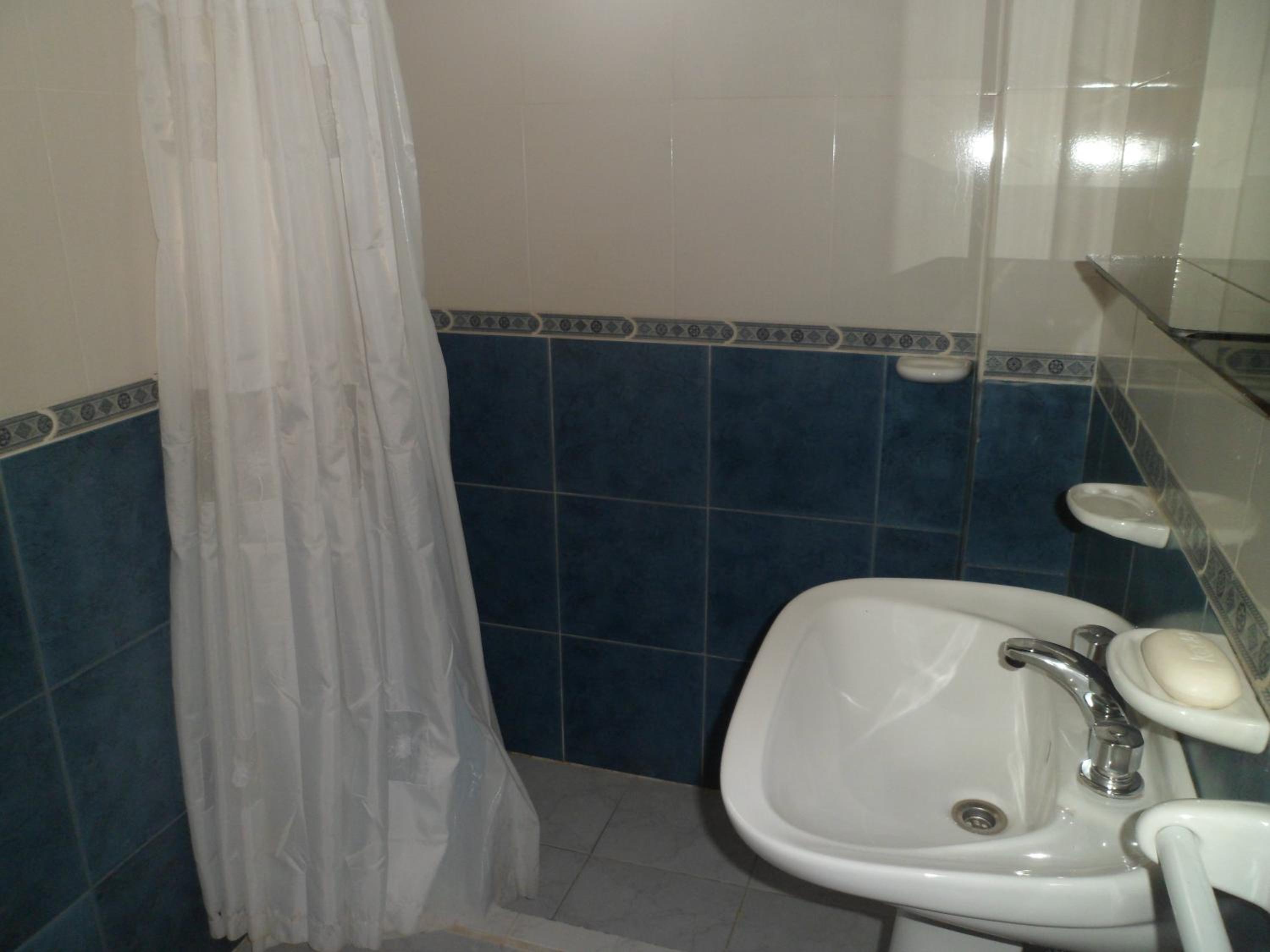 One-Bedroom Deluxe Apartment photo 3