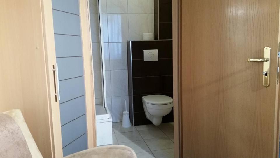 Large Double Room photo 2