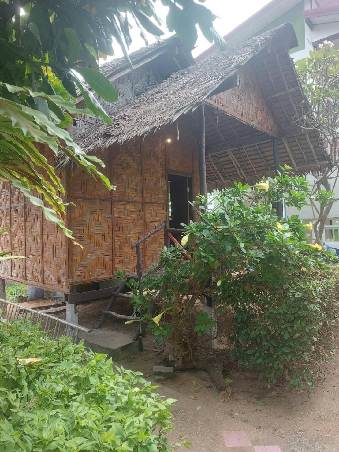 Standard Bungalow with Fan photo 2