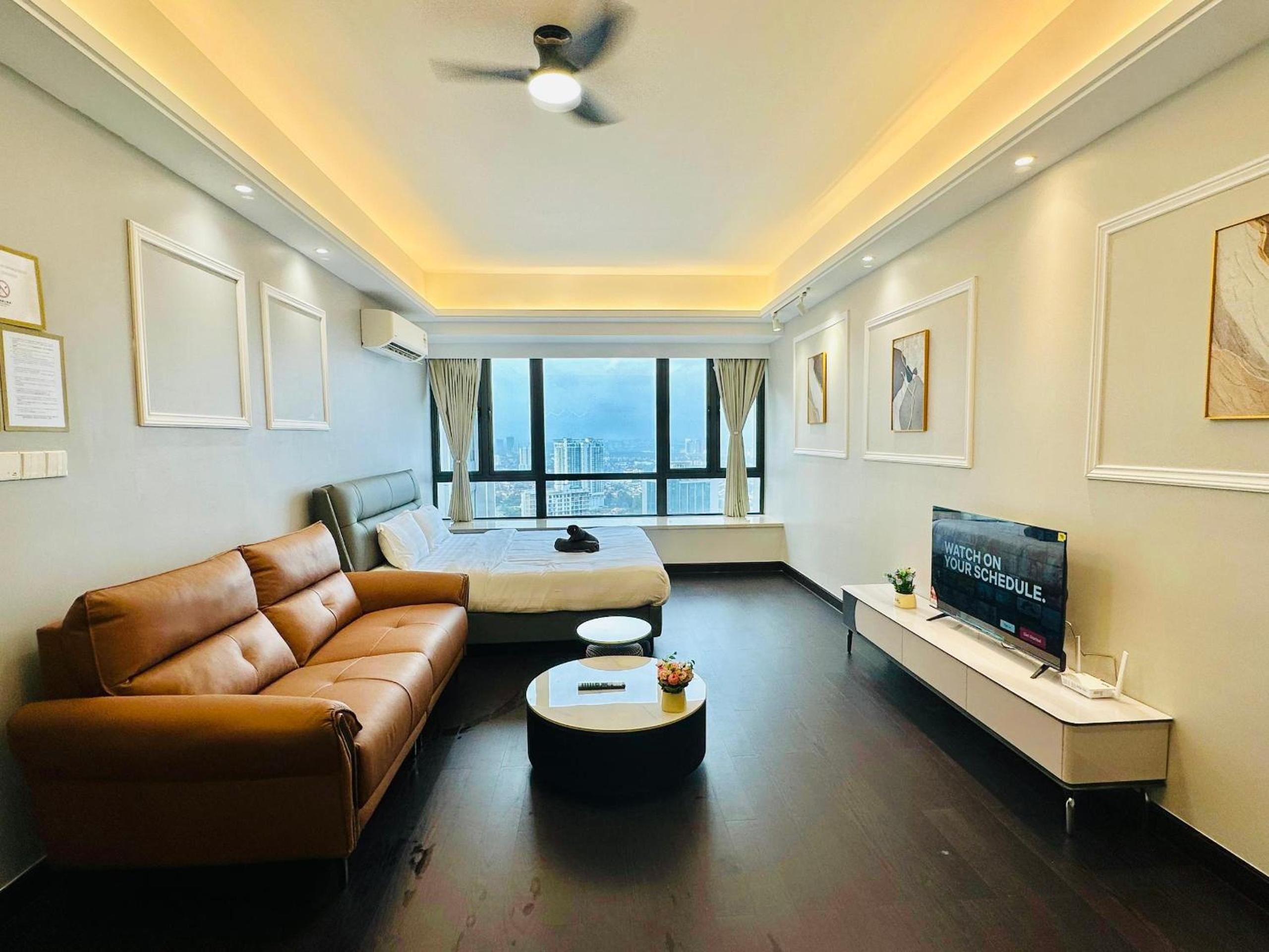 Studio Apartment with Harbor View photo 1