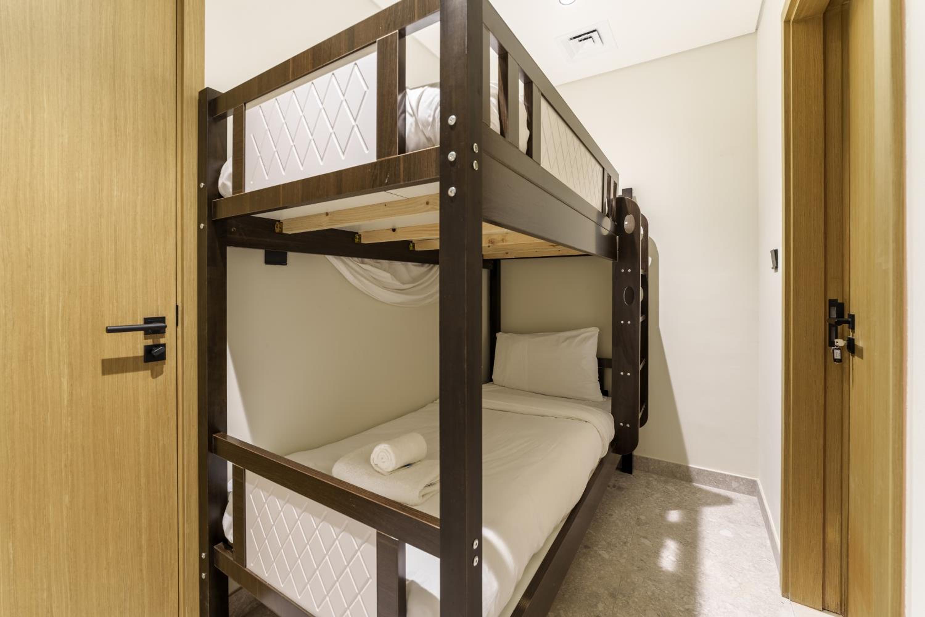 Three-Bedroom Apartment with Balcony photo 1