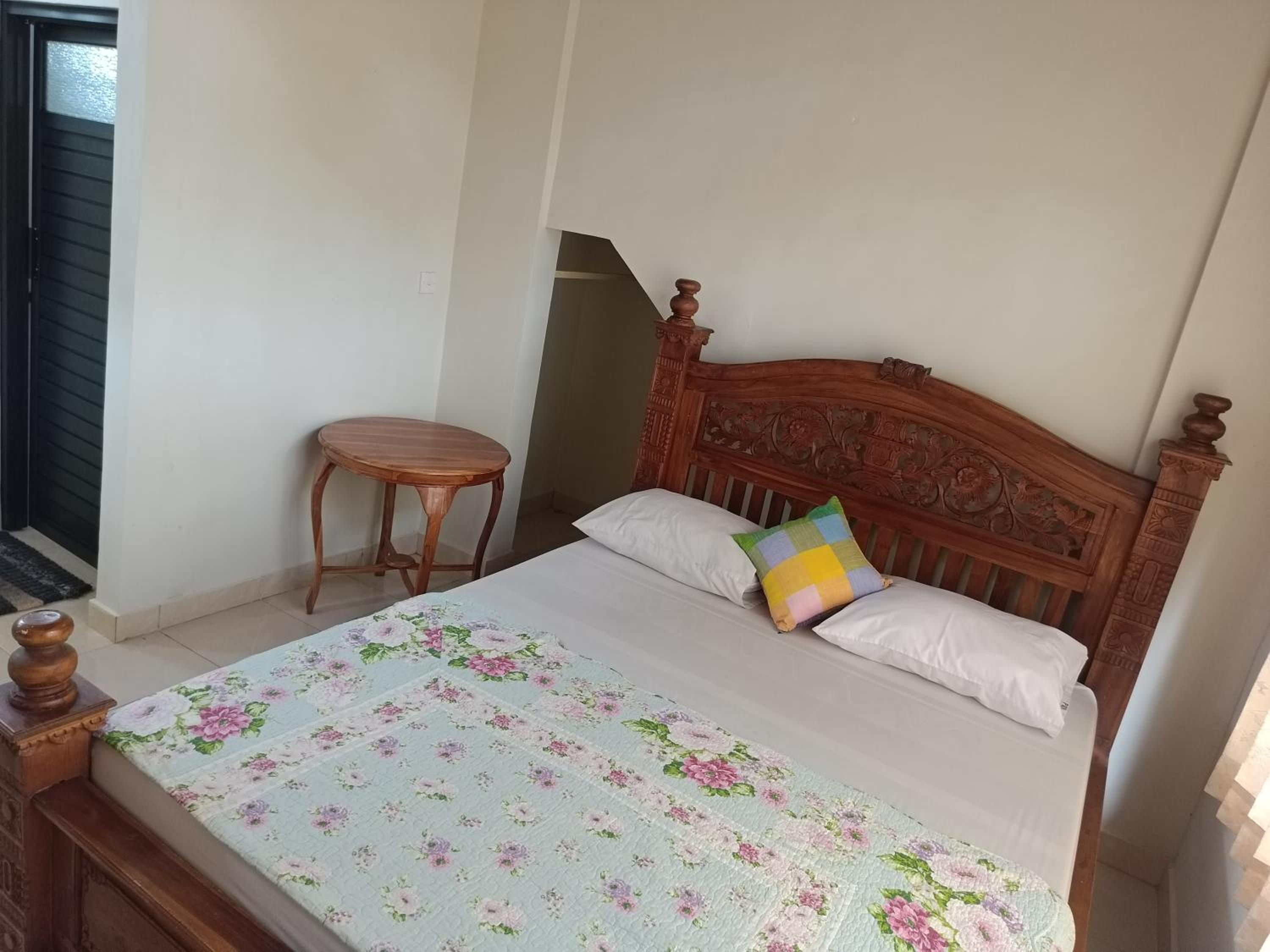 Standard Double Room - Photo 4