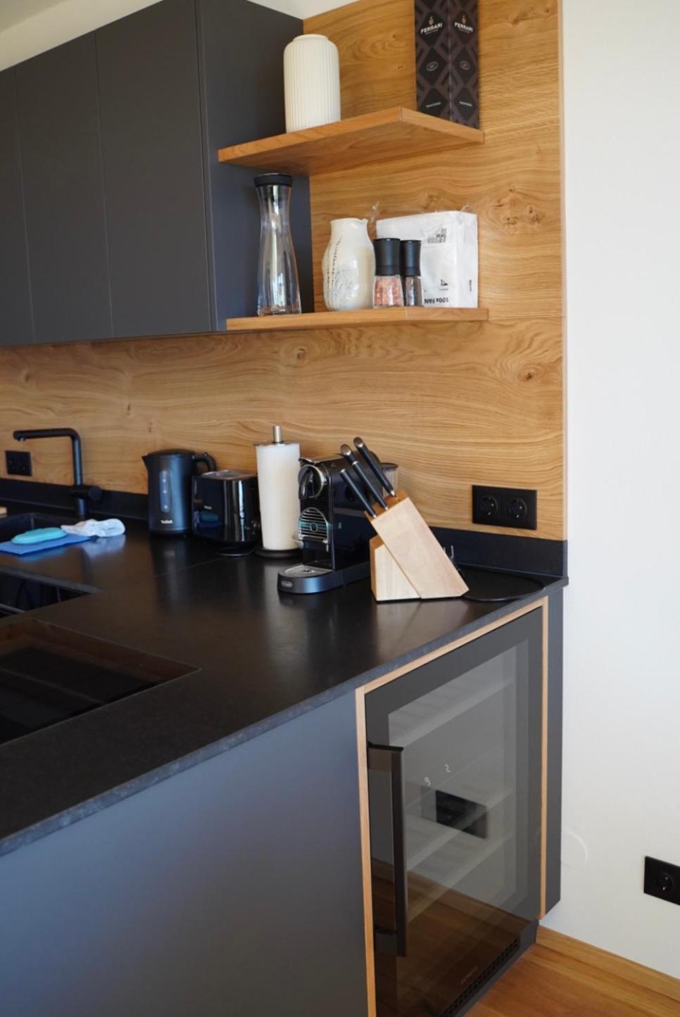 One-Bedroom Apartment with Balcony and Mountain View